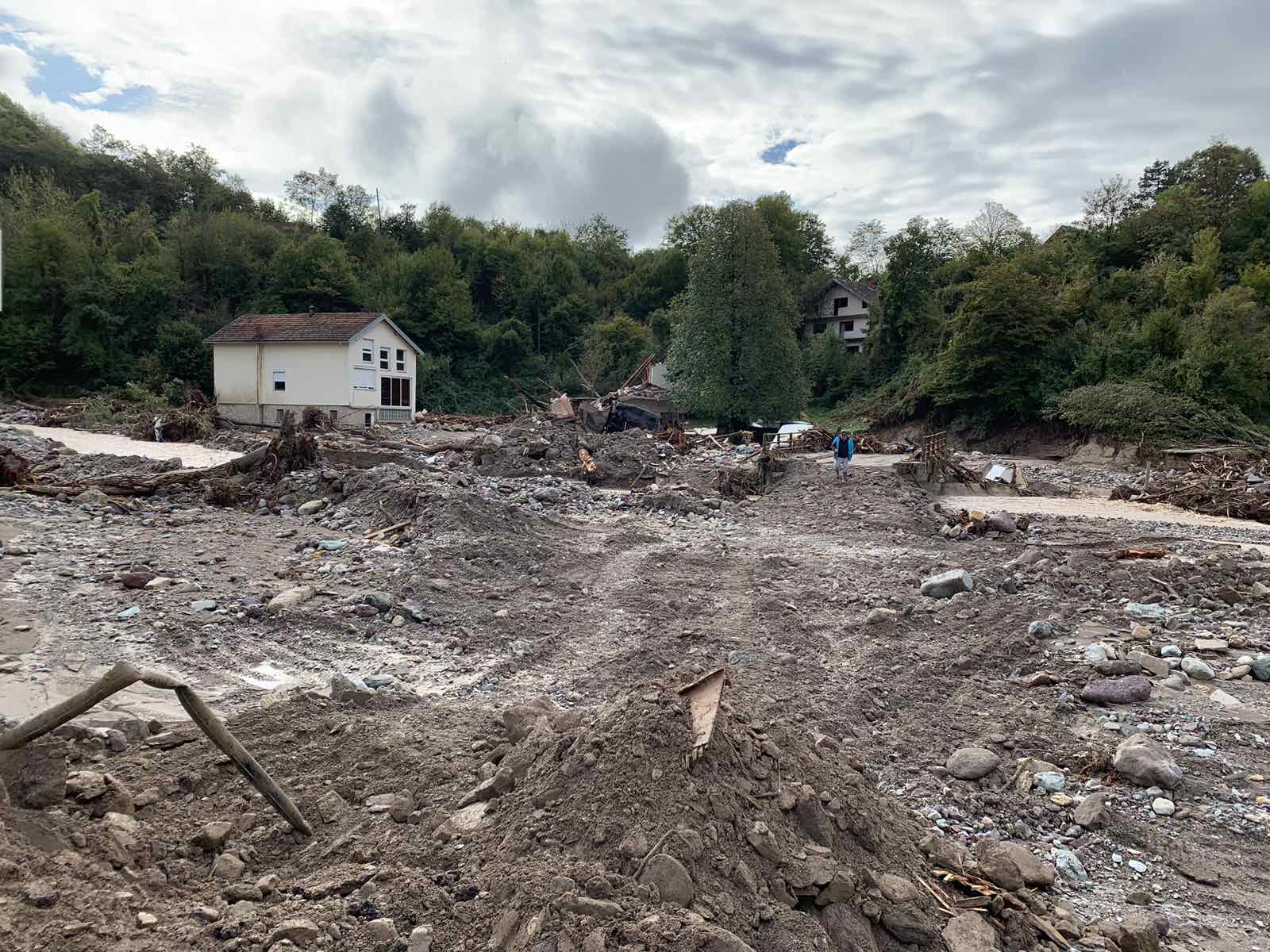 Probijen put prema Buturović Polju (N1)