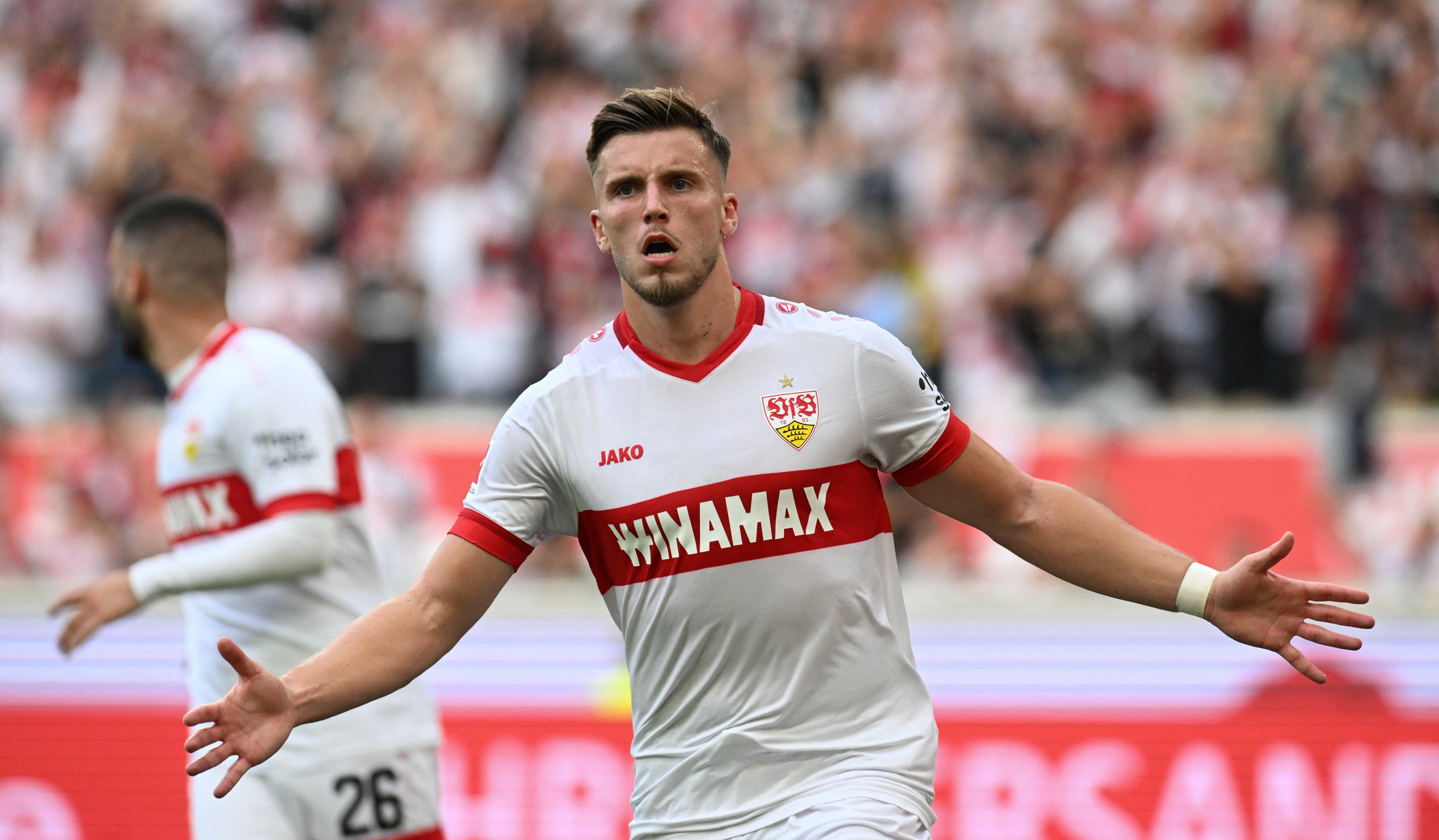 FBL-GER-BUNDESLIGA-STUTTGART-DORTMUND