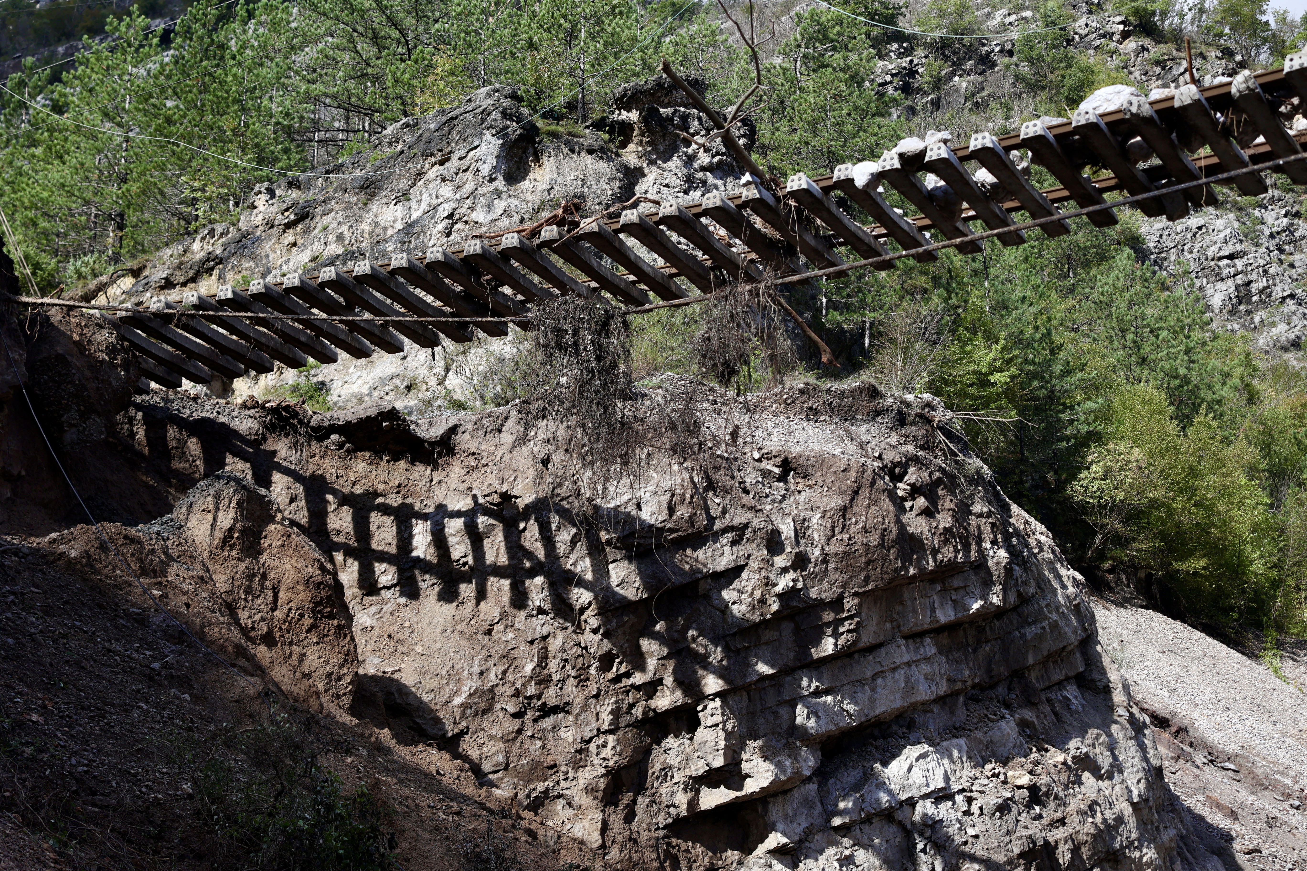 zeljeznicka pruga komadinovo