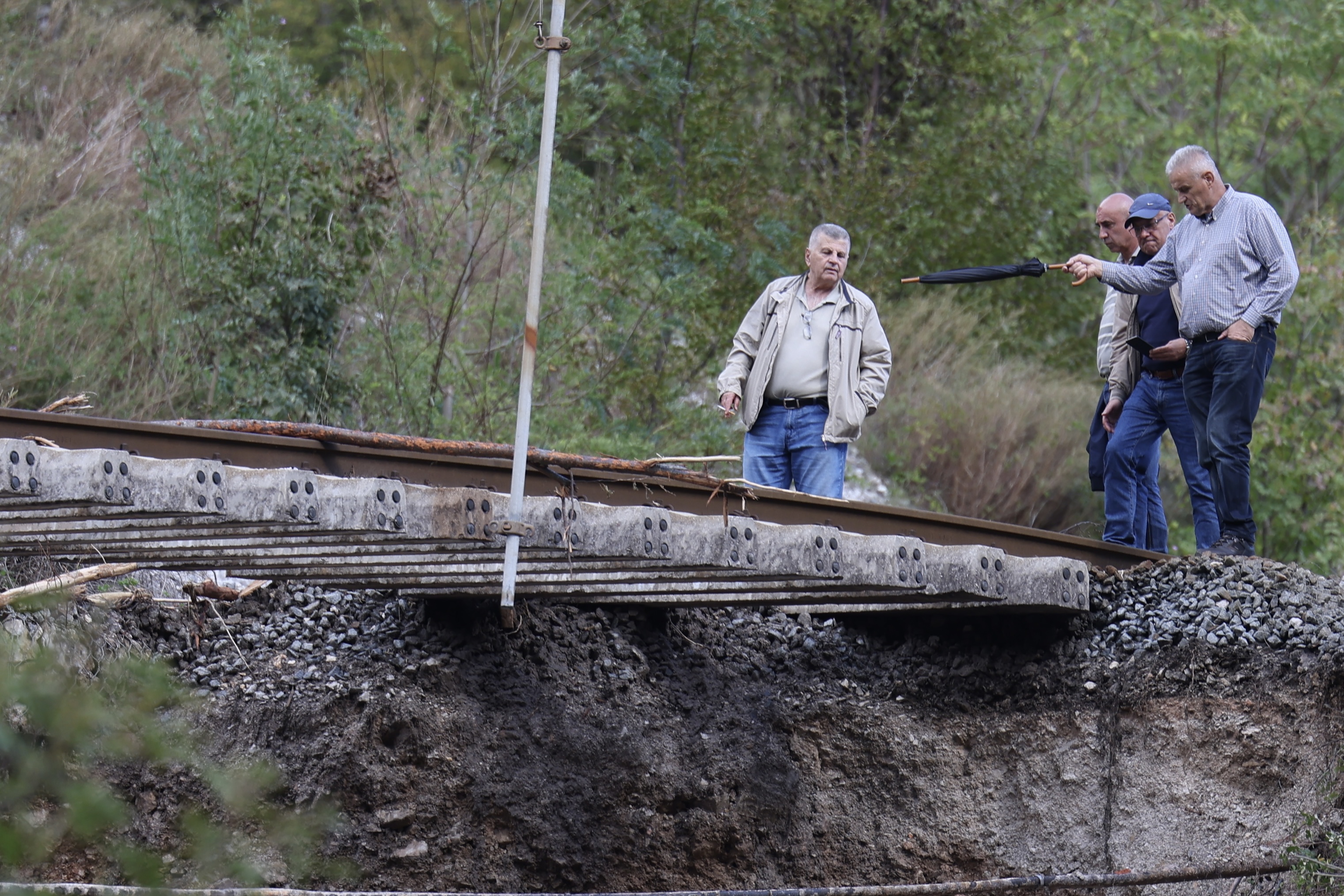 zeljeznicka pruga komadinovo