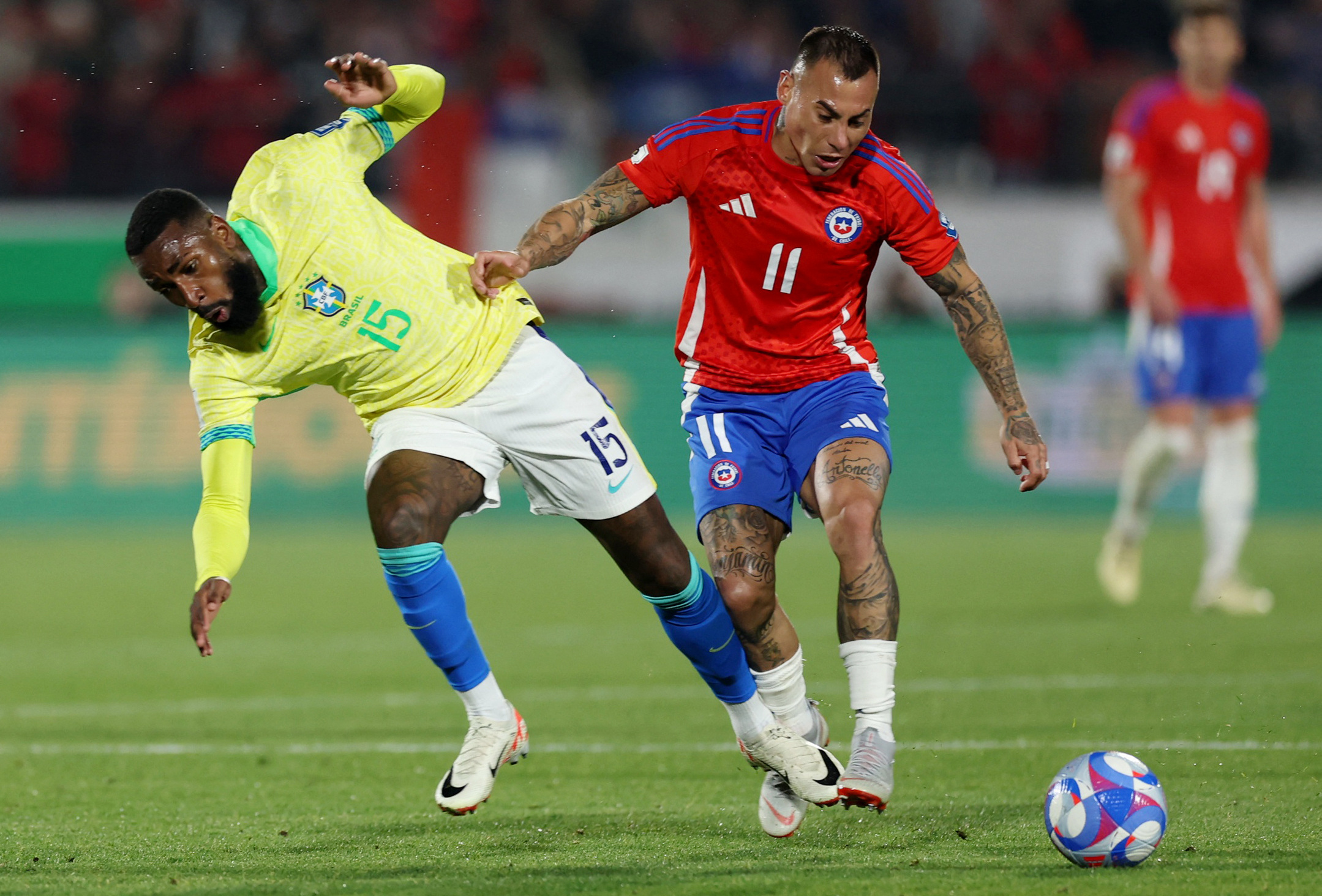 Soccer - World Cup - South American Qualifiers - Chile v Brazil