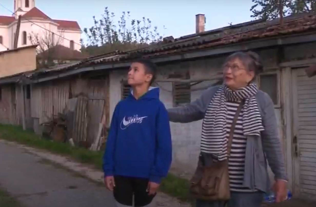 Lazar Vučelja spasio baku iz pozara