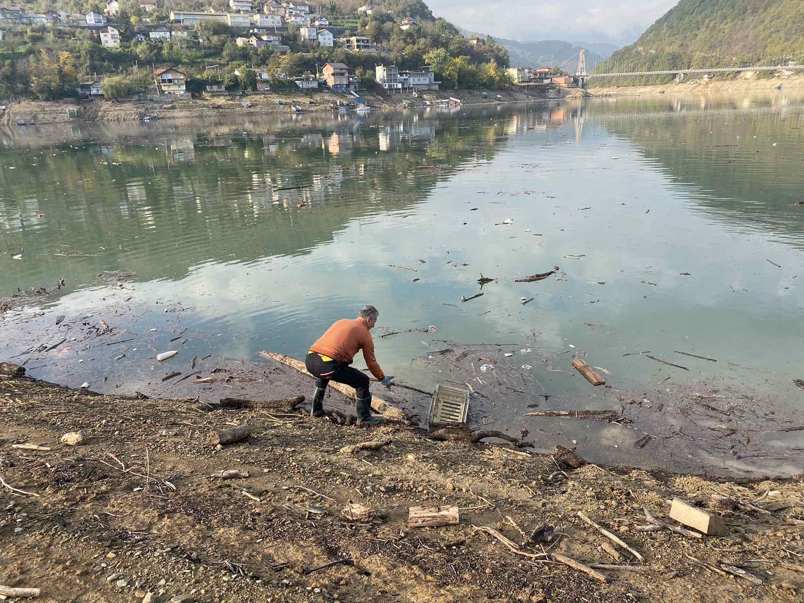 ciscenje jablanickog jezera