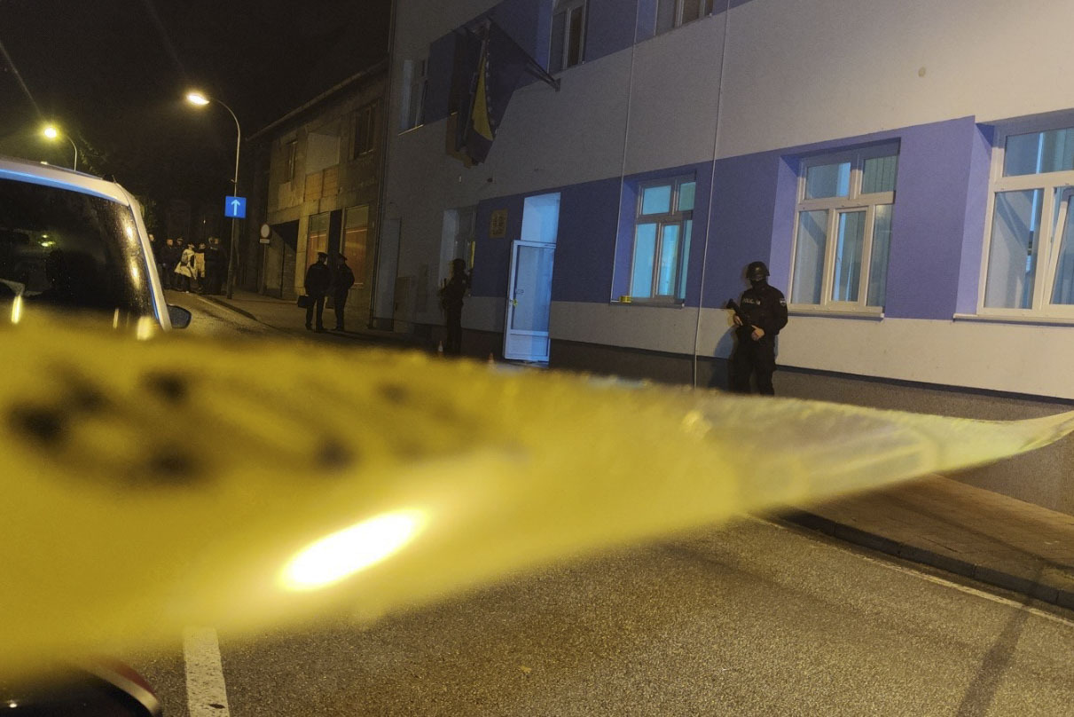 Policijska stanica Bosanska Krupa, terorizam