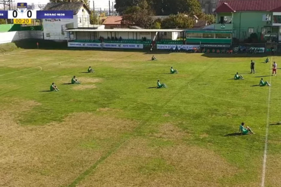 1729948048-12_20_19_2024102612200469737_original_am-l