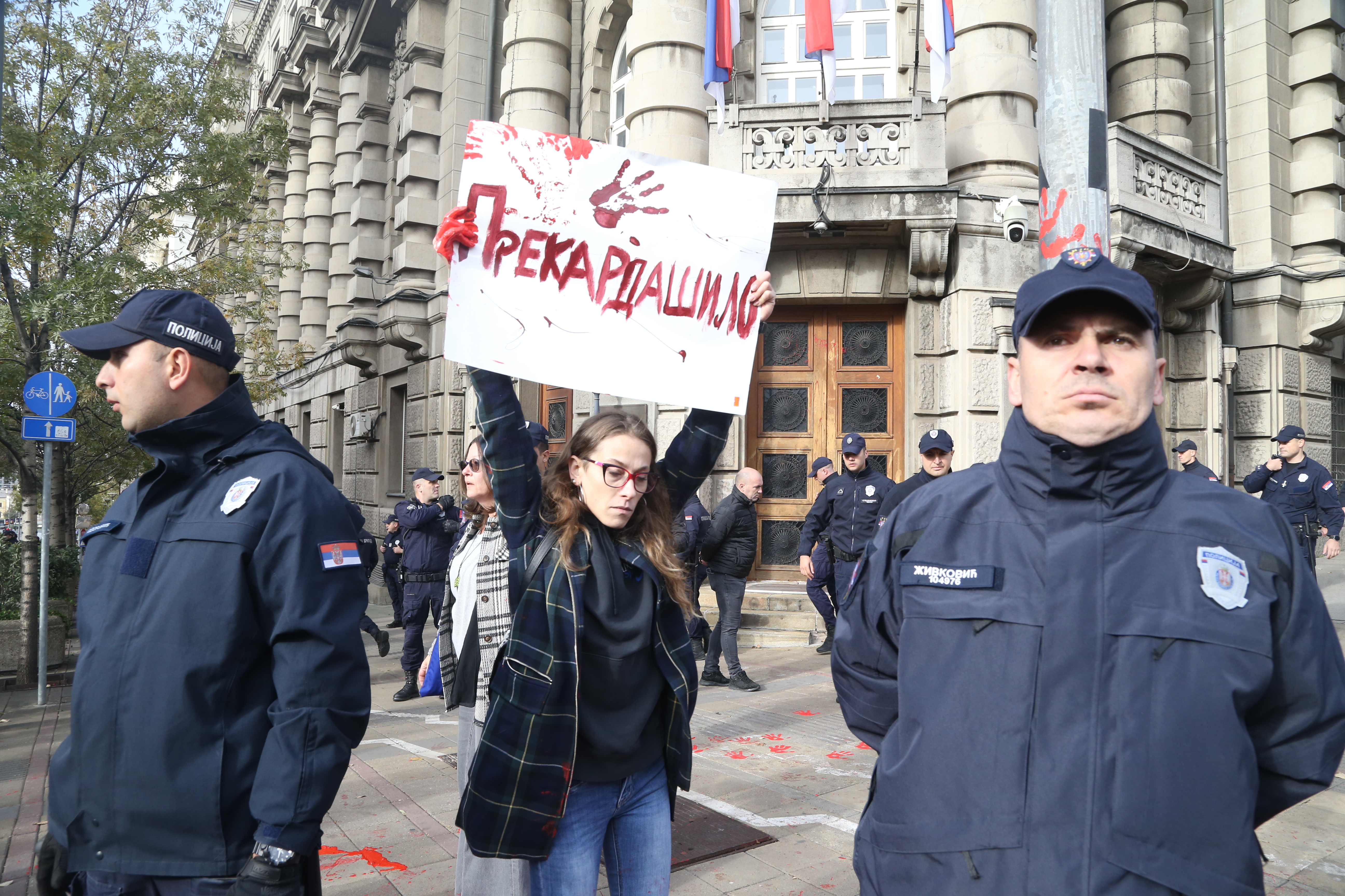 Beograd: Demonstranti zatražili ostavke zbog tragedije u Novom Sadu