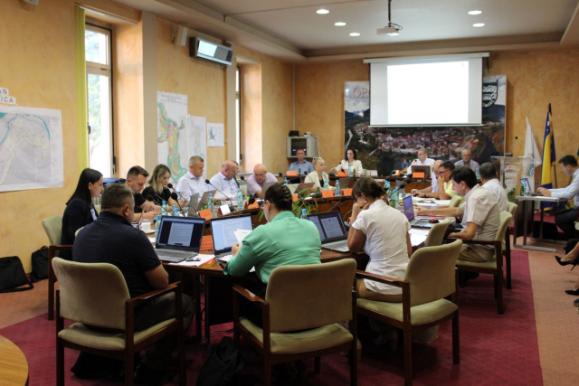 3254b7378decead3f8056c6fff0983a9_M