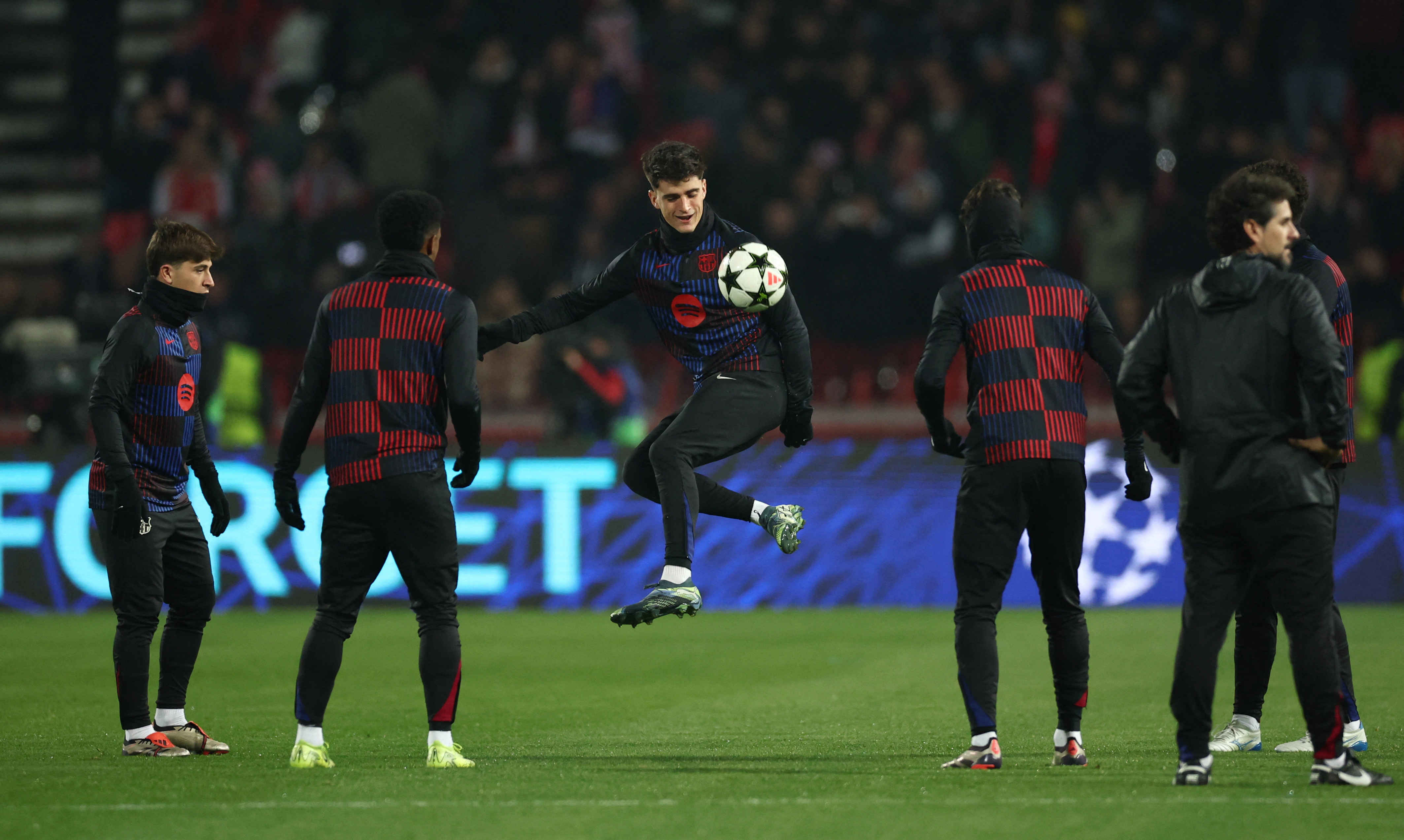 Champions League - Crvena Zvezda v FC Barcelona