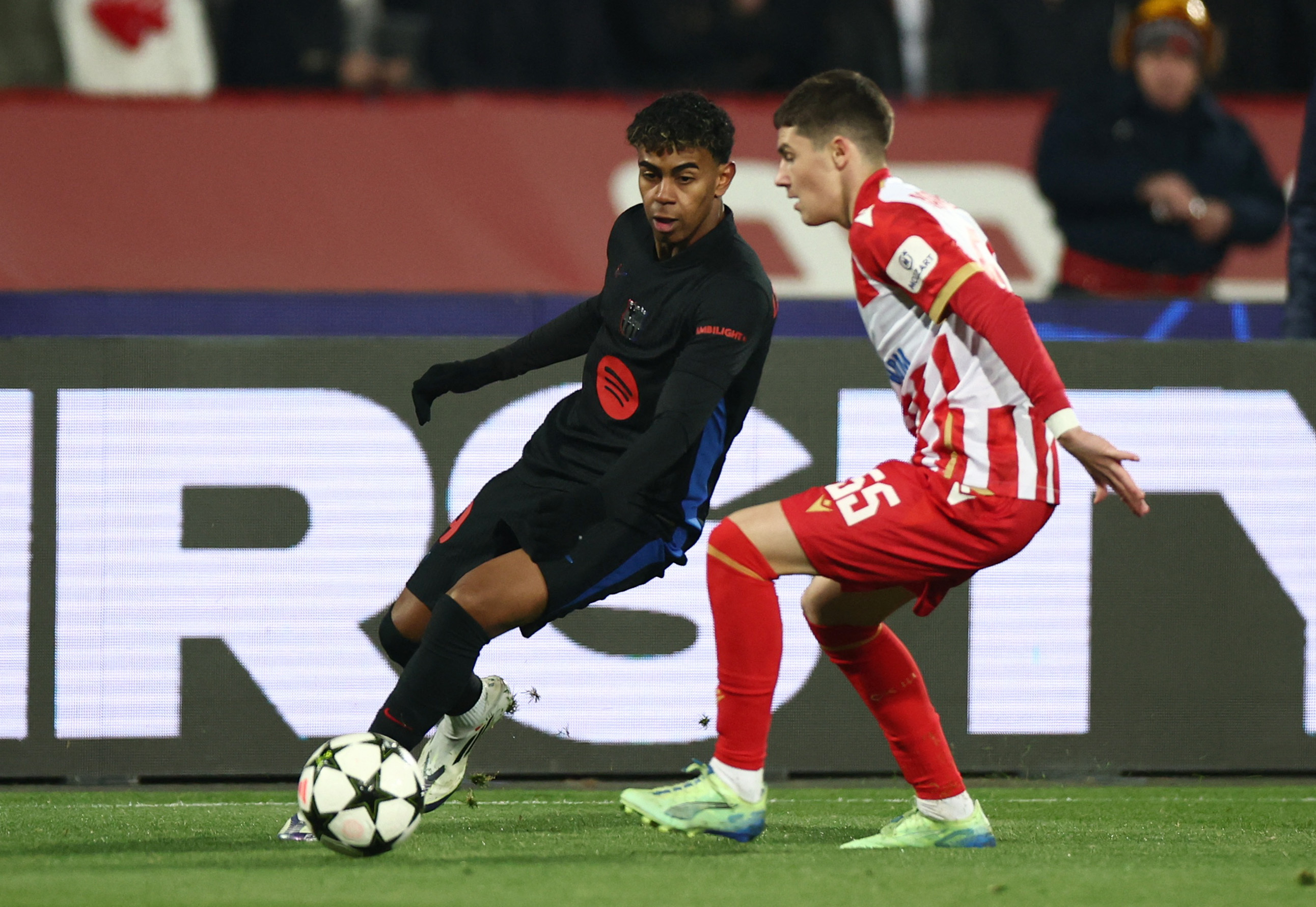 Champions League - Crvena Zvezda v FC Barcelona