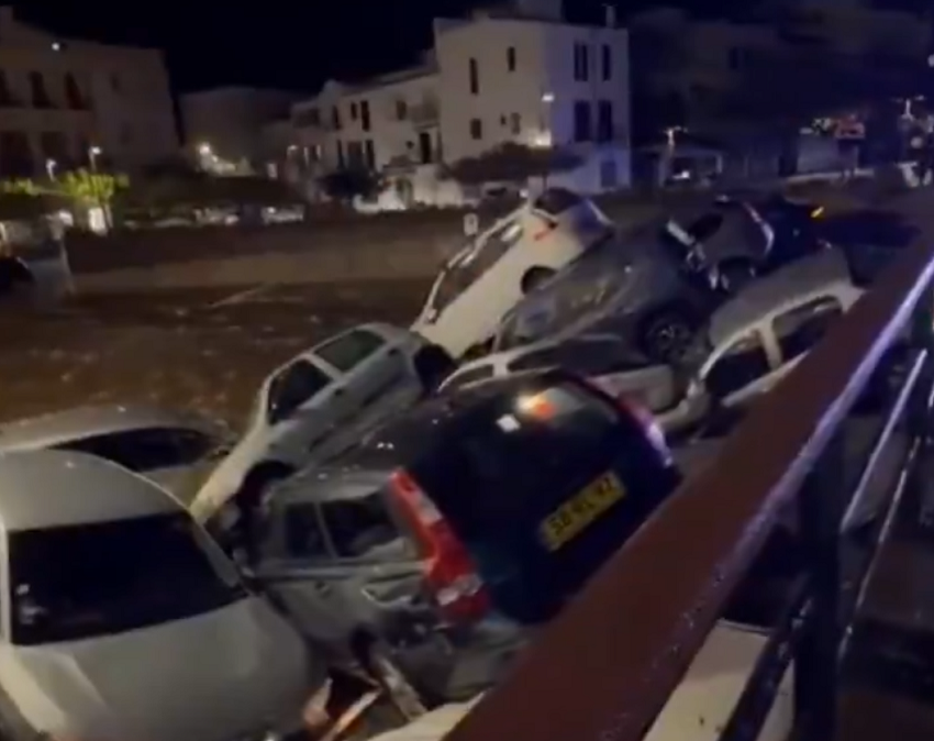 automobili-poplava-8112024