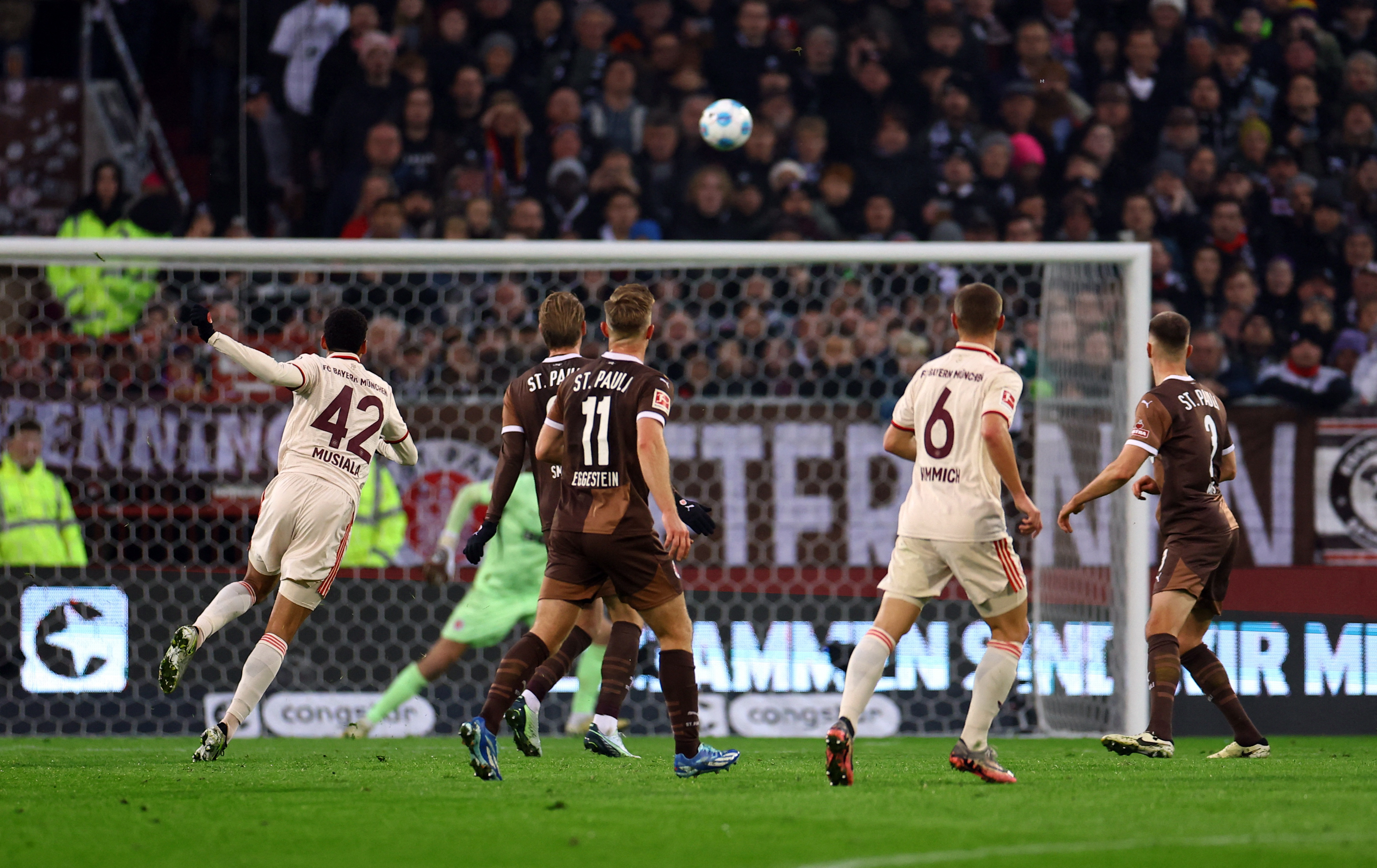 Bundesliga - St. Pauli v Bayern Munich