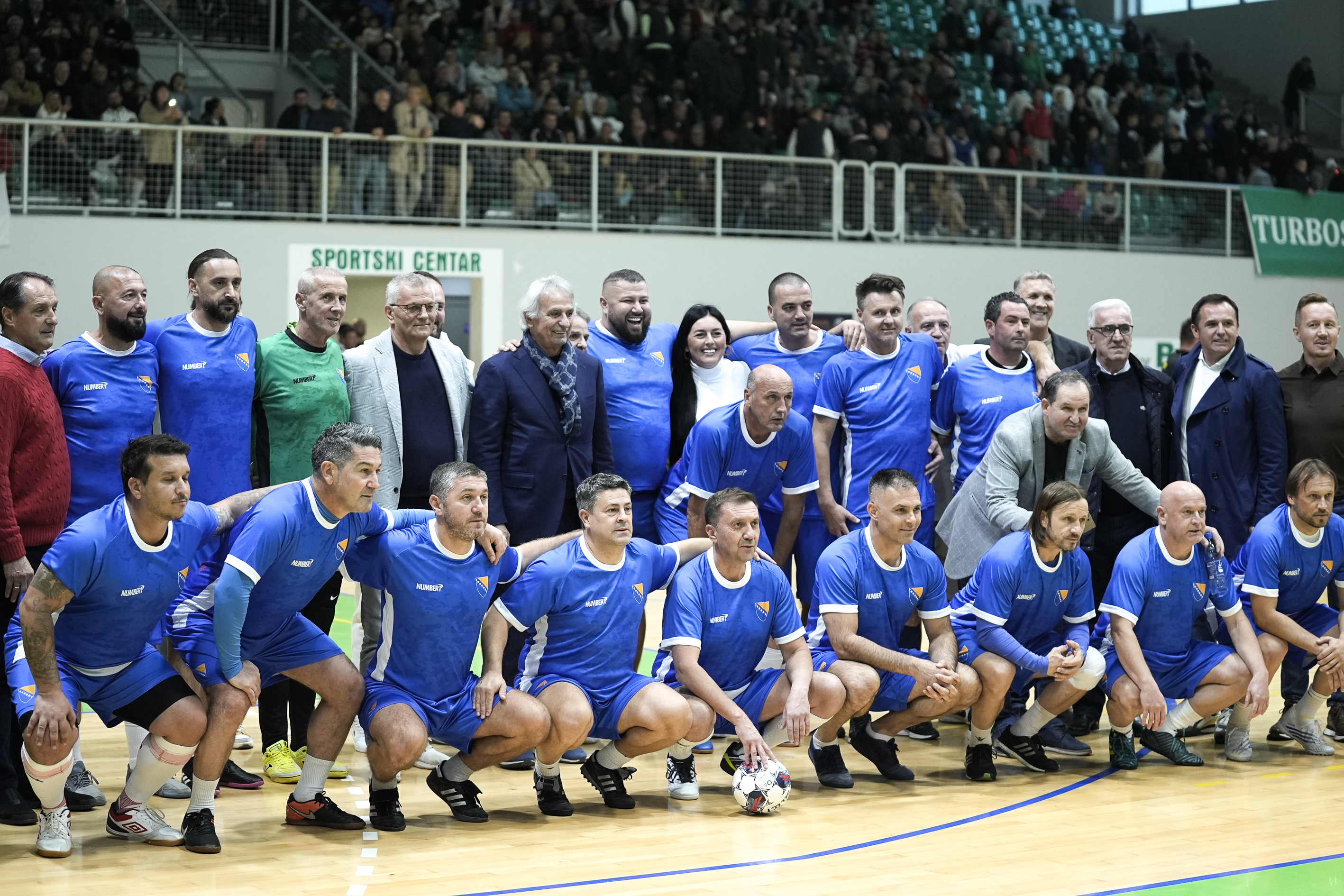 Održana humanitarna utakmica u Jablanici: Brojne legende bh. sporta ujedinjene u pomoći unesrećenim