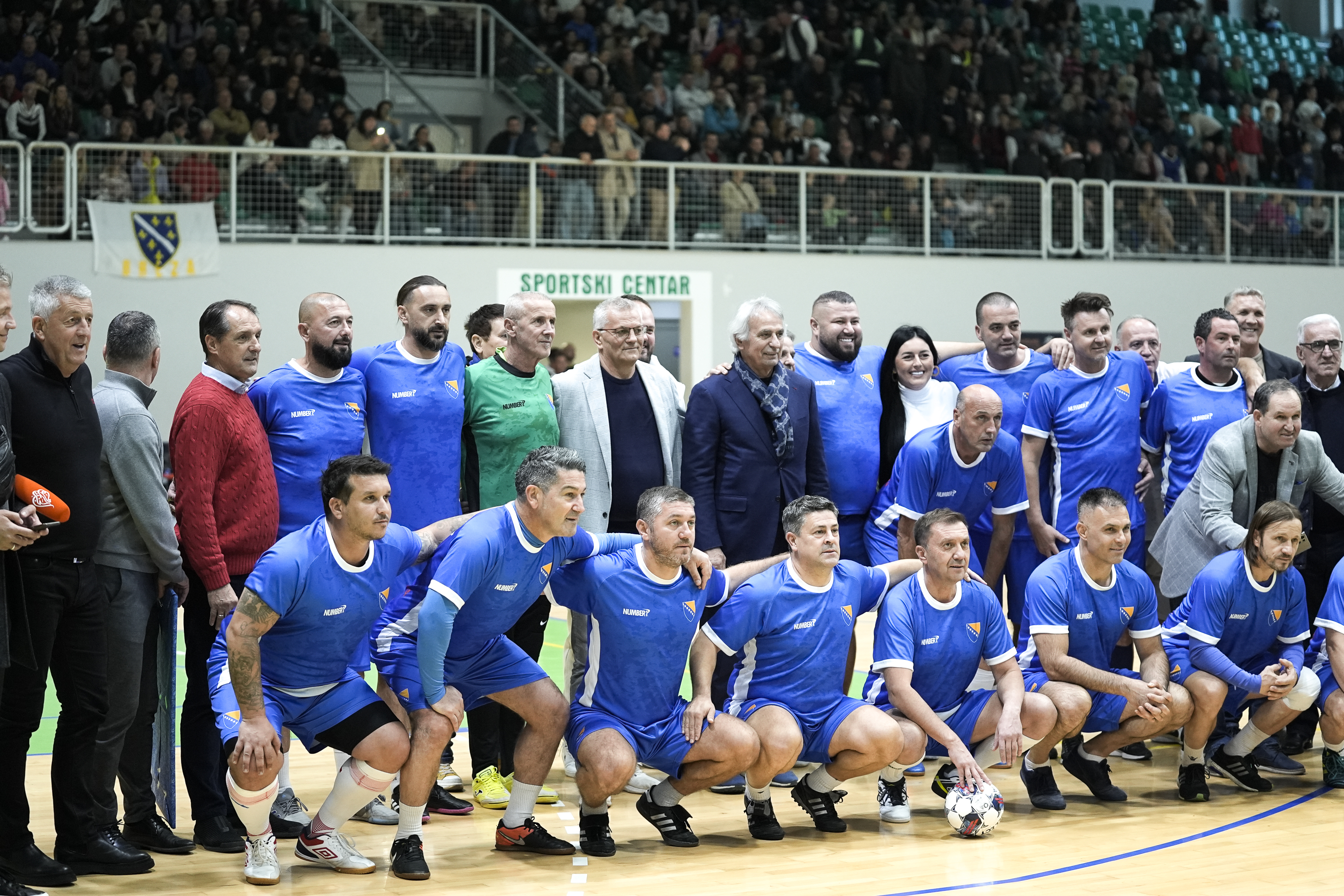 Održana humanitarna utakmica u Jablanici: Brojne legende bh. sporta ujedinjene u pomoći unesrećenim