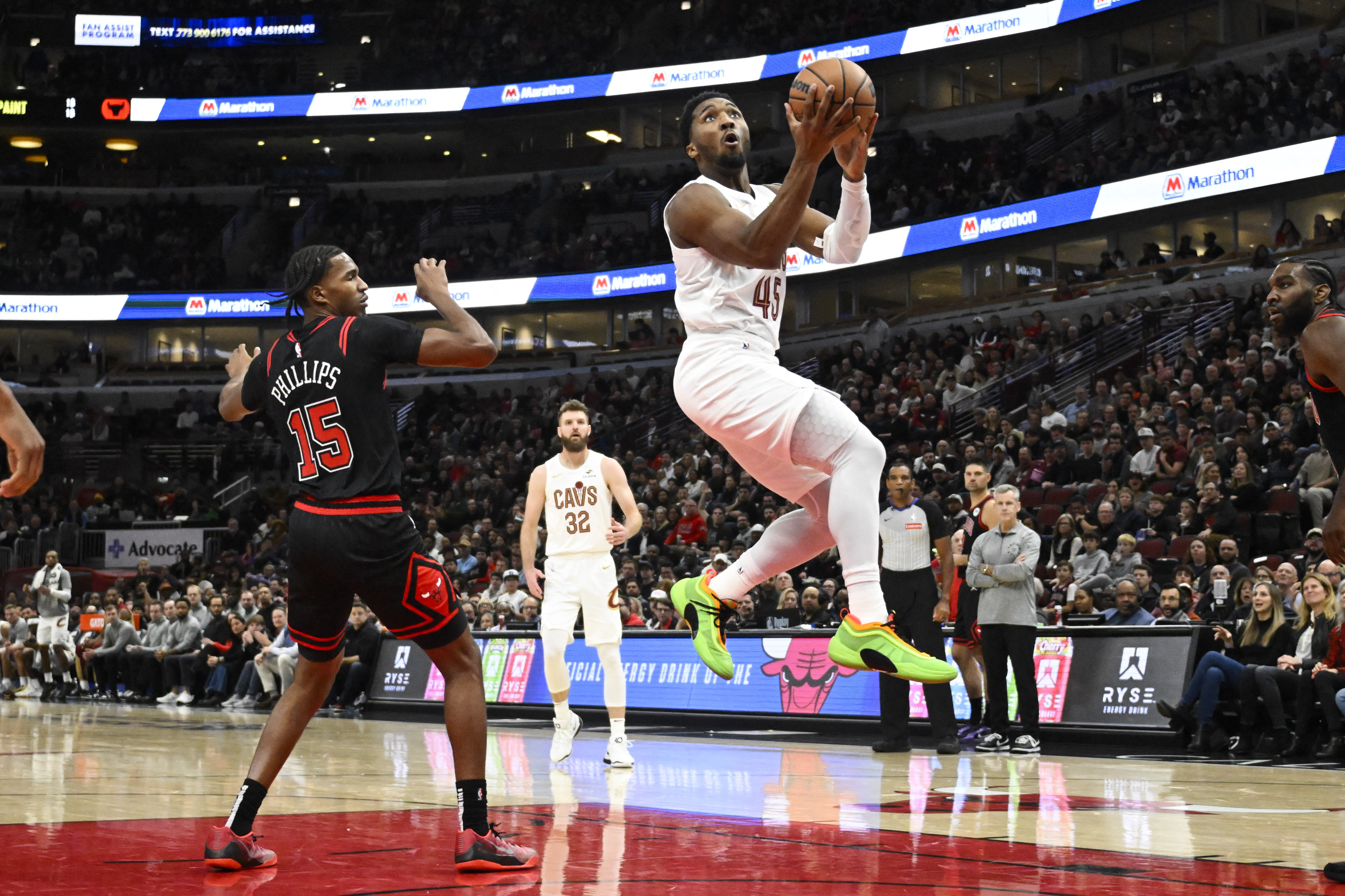 NBA: Cleveland Cavaliers at Chicago Bulls