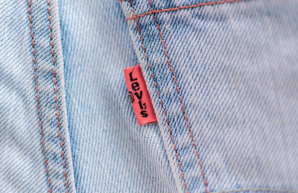 1731613826-pexels-varunkgaba-7437963-1024x663