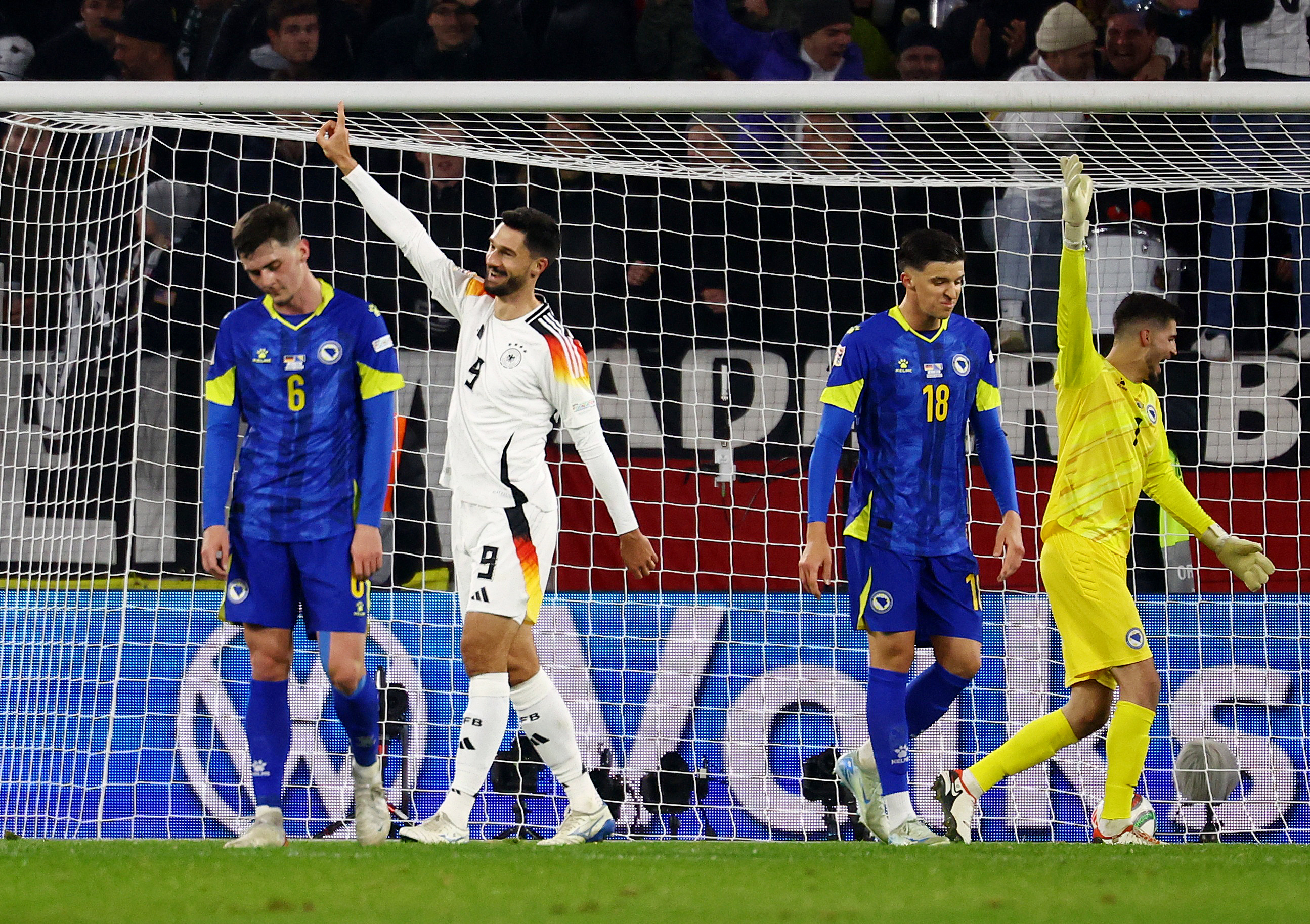  REUTERS/Kai Pfaffenbach