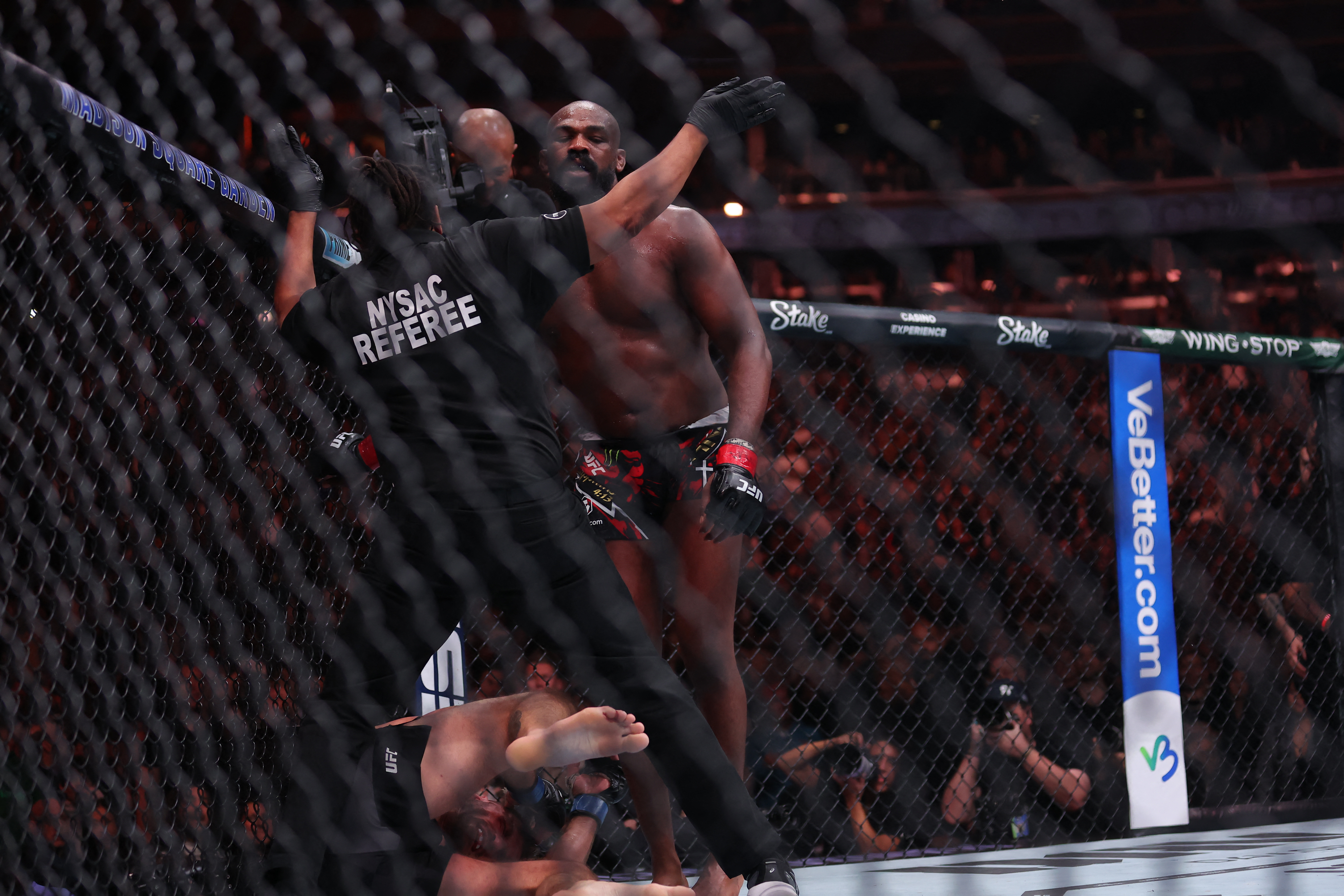 MMA: UFC 309 - Jones vs Miocoic
