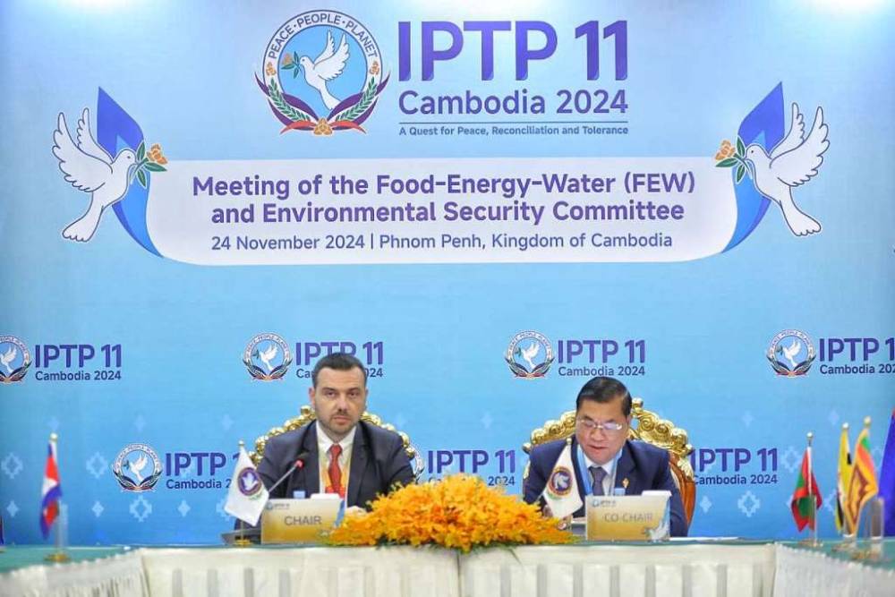 l_4f227c4b08bcce8c848fd06a16d2fb51