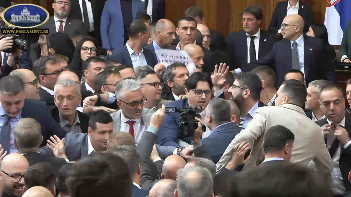 1732535383-skupstina-2-1422x800