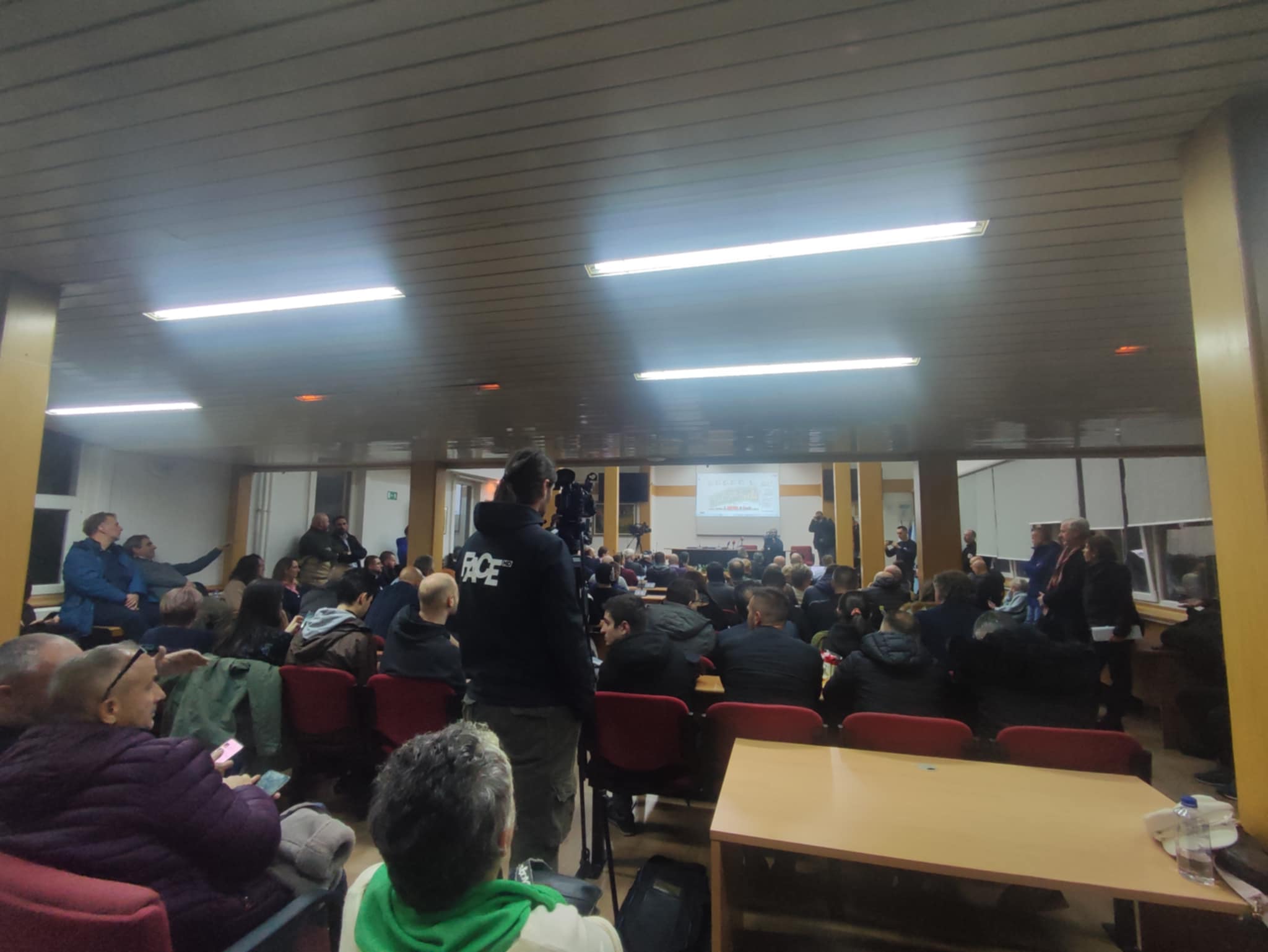 78776247-0ad8-4569-ae07-e0e7f1393278