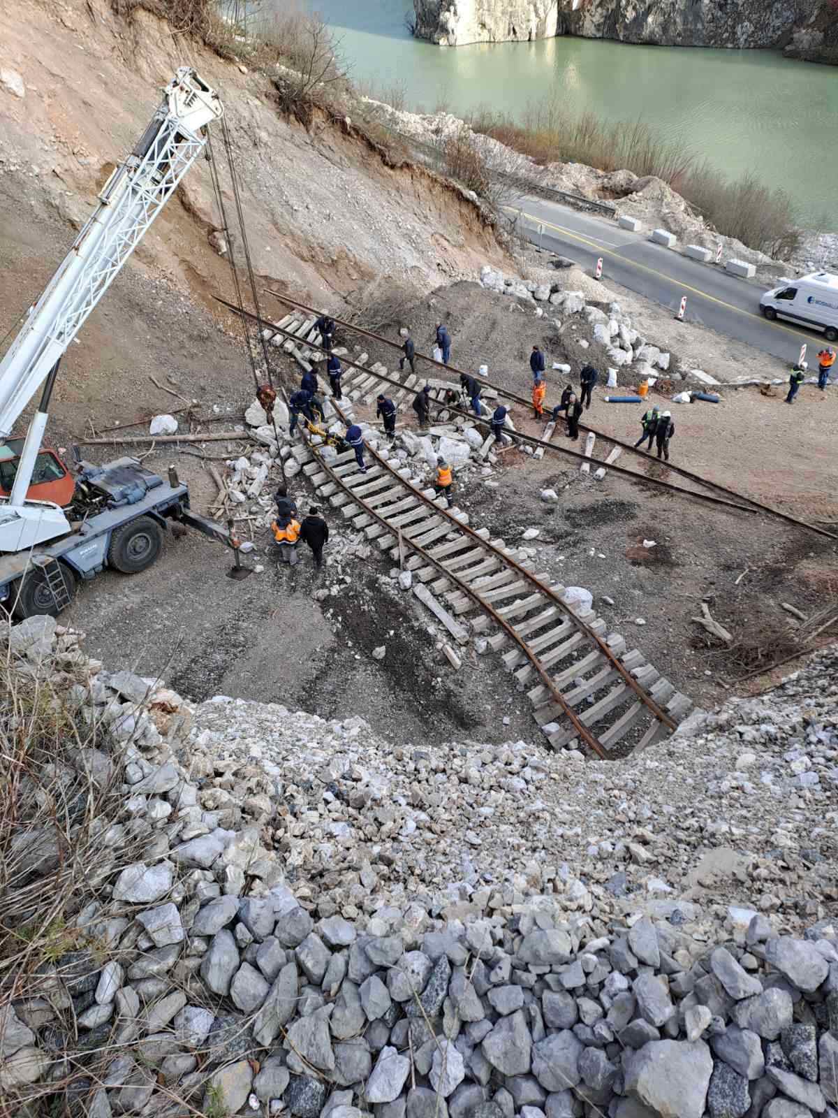 rekonstrukcija zeljeznicke pruge komadinovo donja jablanica