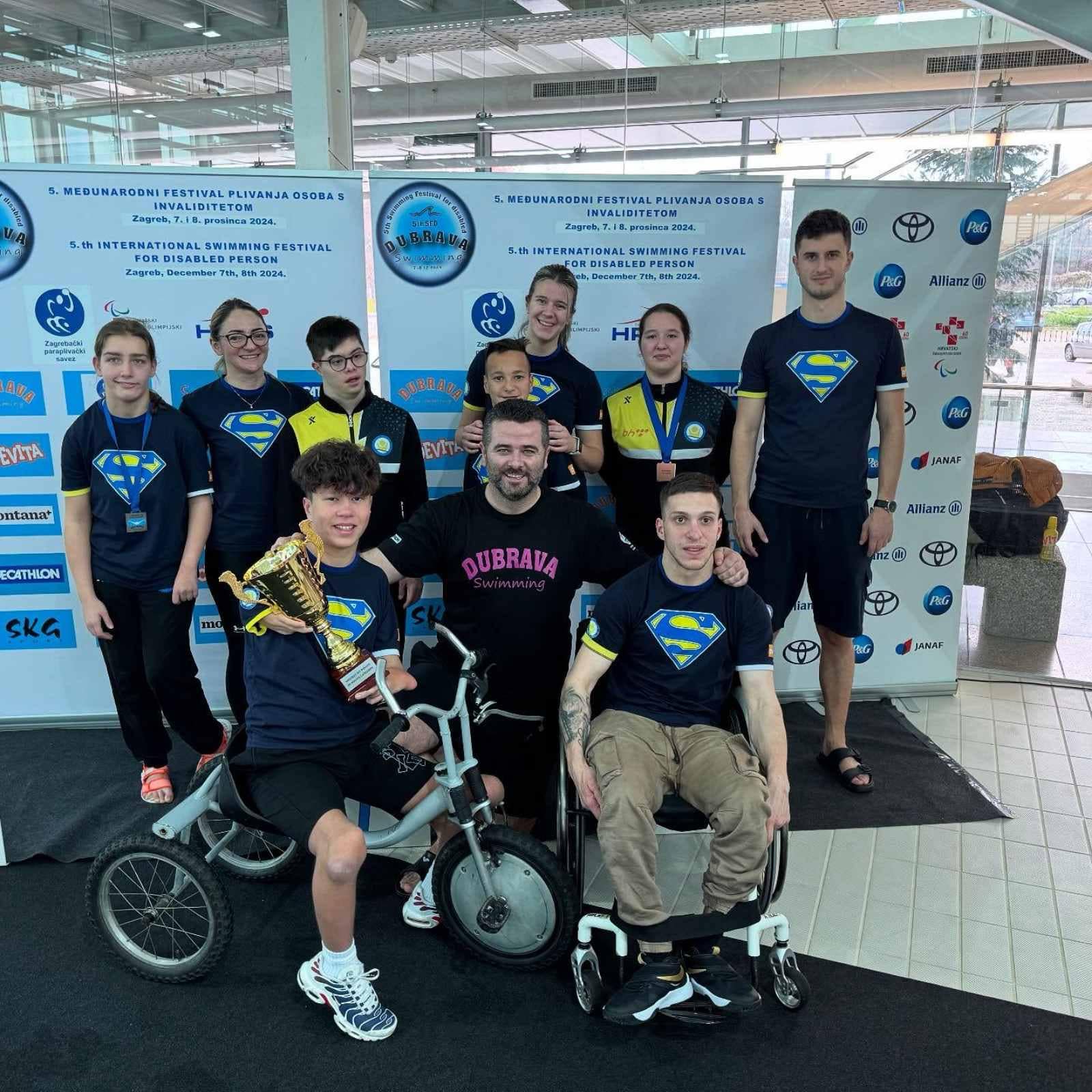 4aefc7c5-d5f8-441d-80d3-43f5aed2c40c