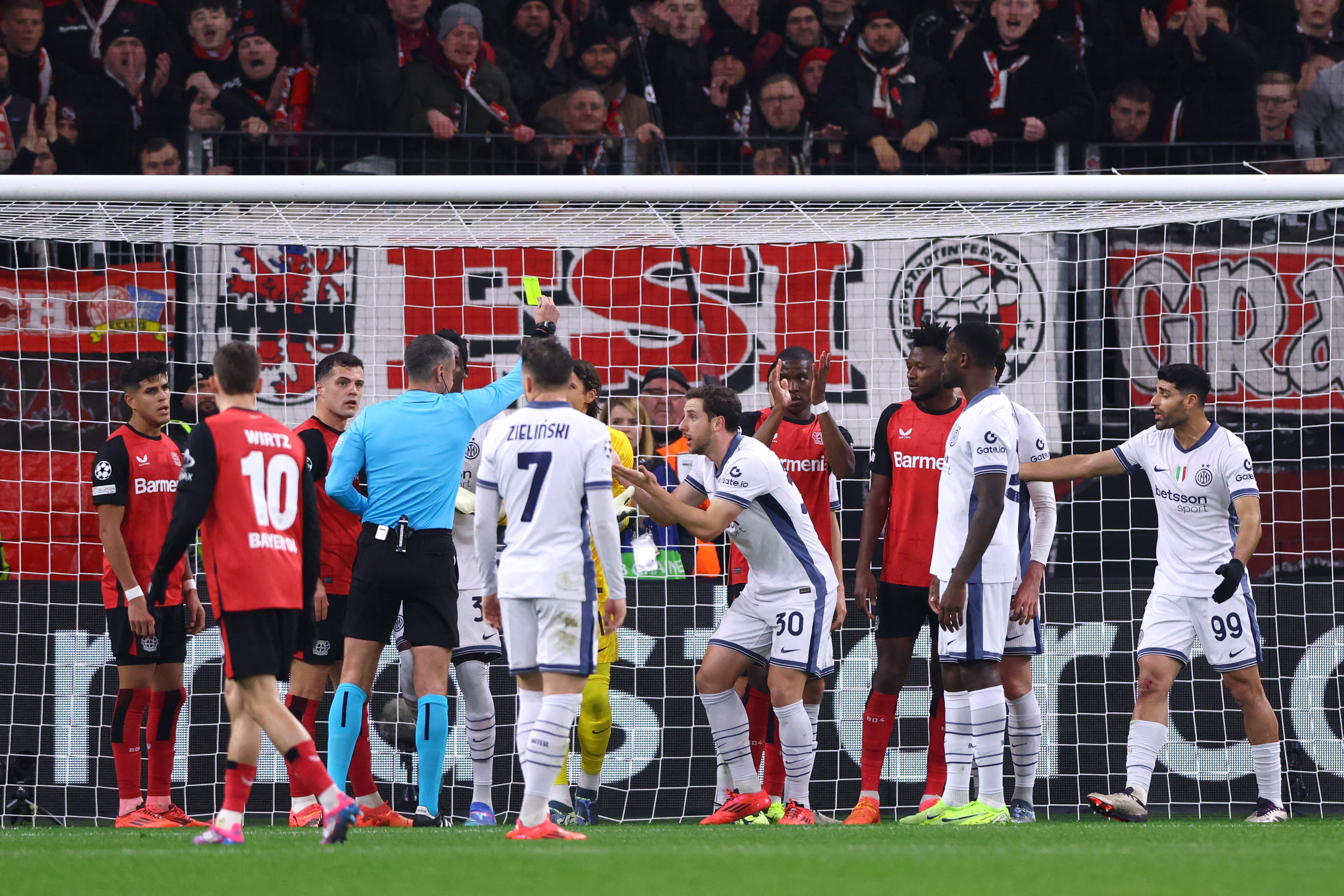 Champions League - Bayer Leverkusen v Inter Milan