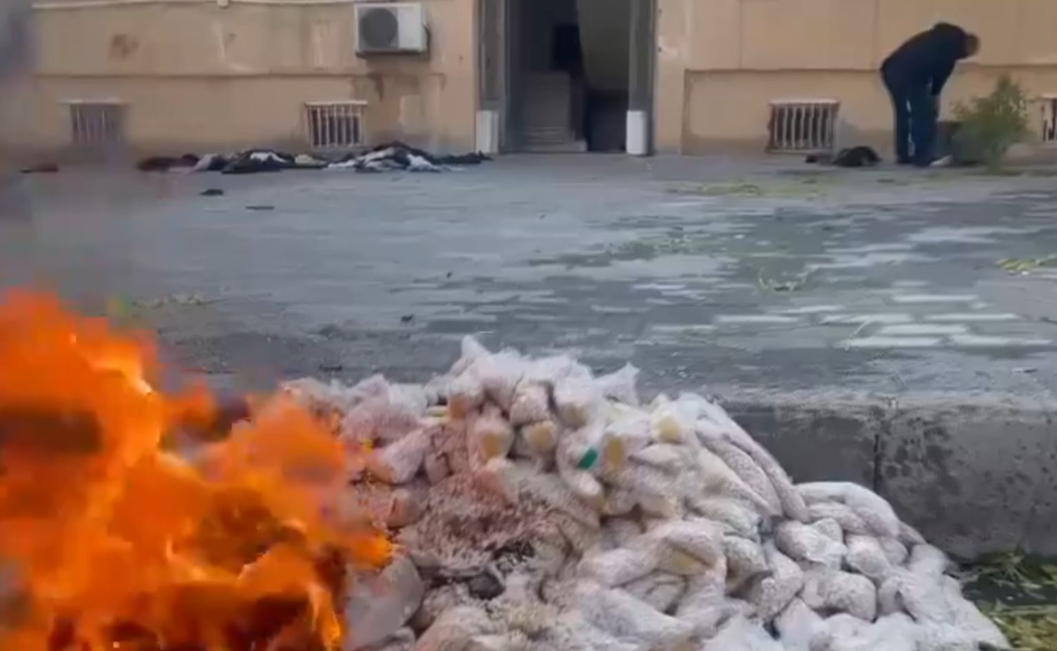 467711486_593345309771350_4309076438620928657_n