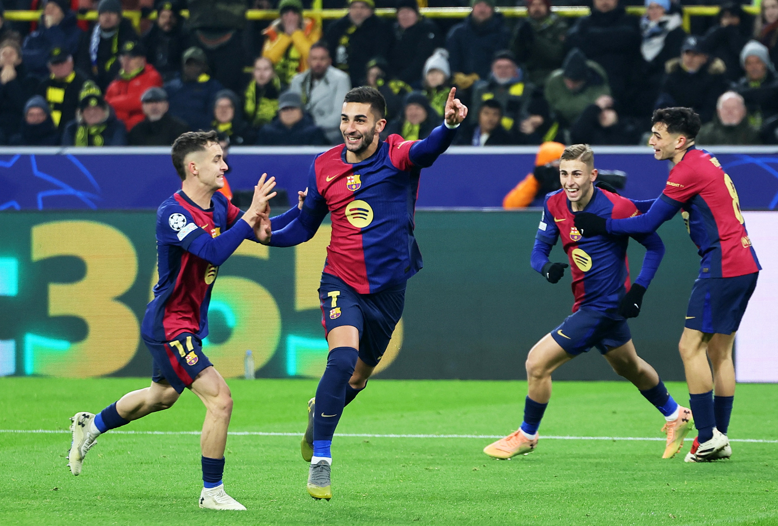 Champions League - Borussia Dortmund v FC Barcelona