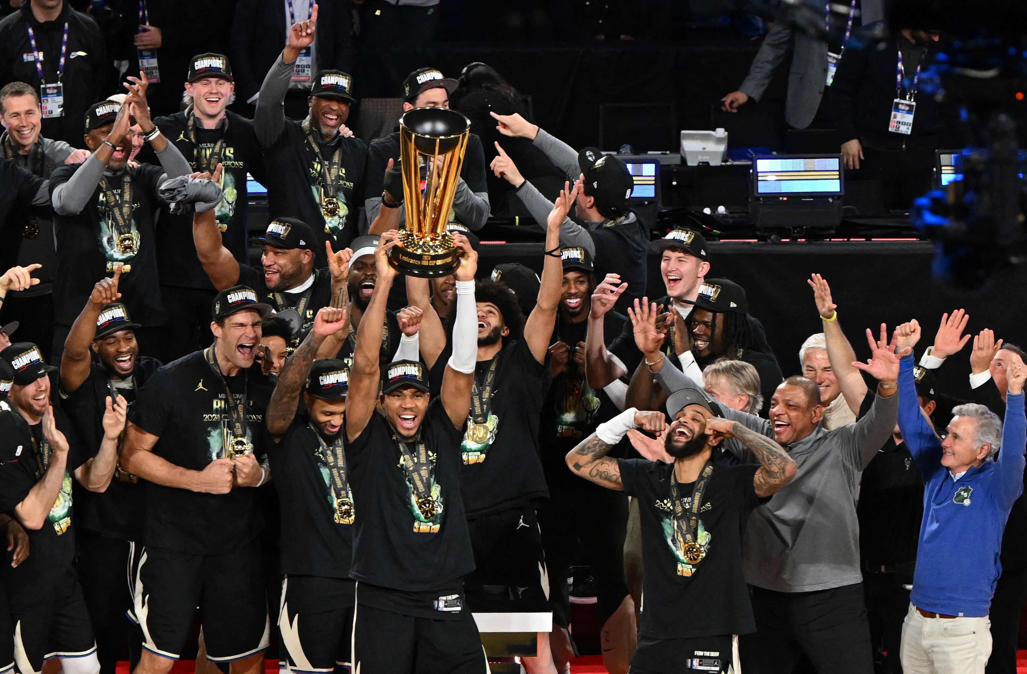 NBA: Emirates NBA Cup-Milwaukee Bucks at Oklahoma City Thunder