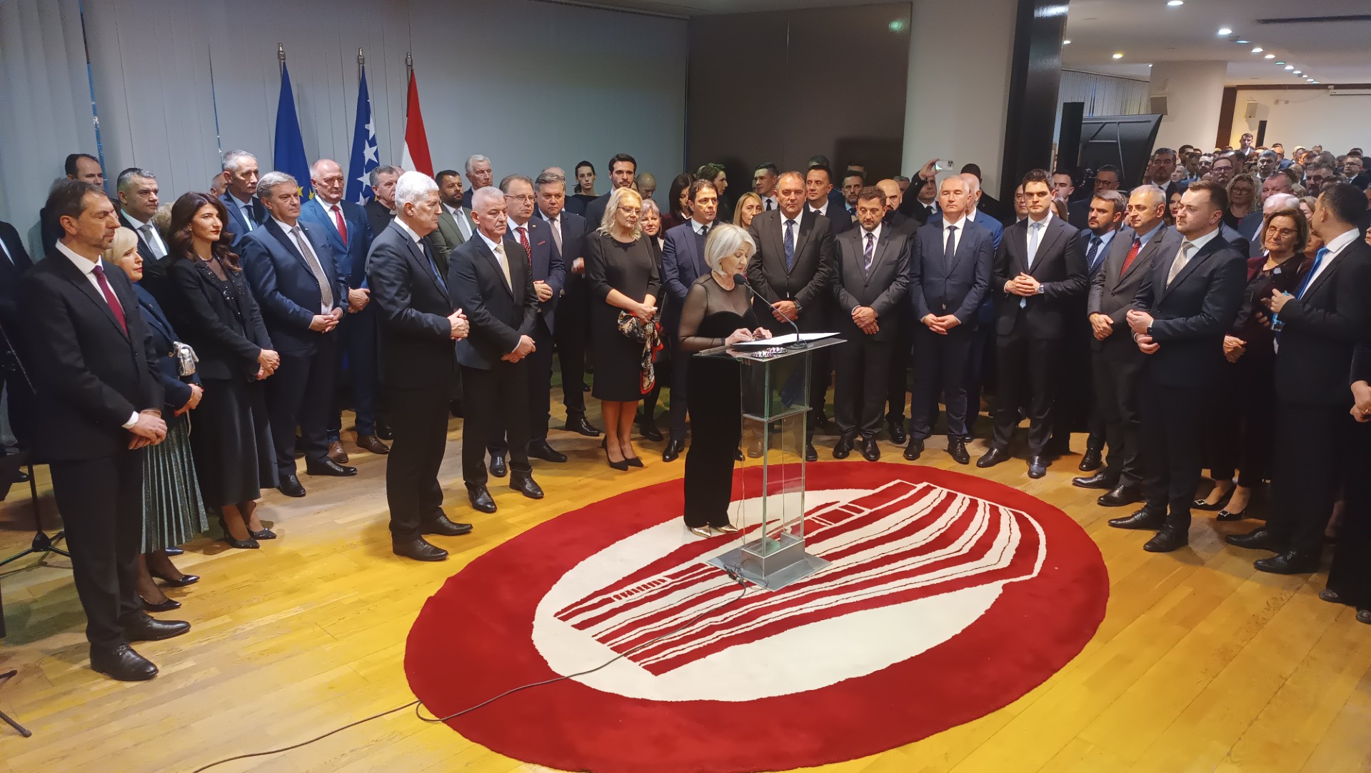 thumbnail_pro-SXCKApaT