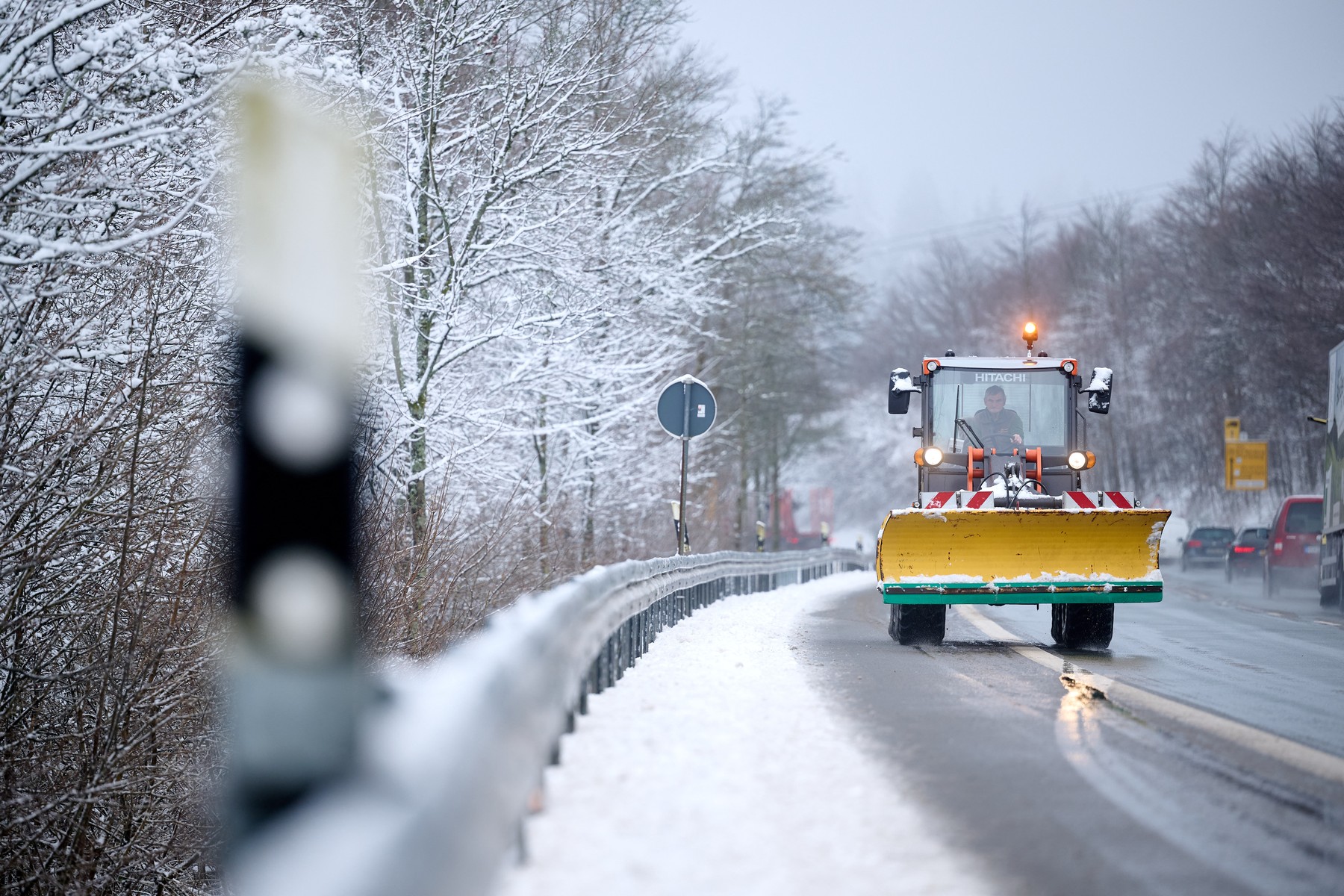 snijeg grtalica kamion