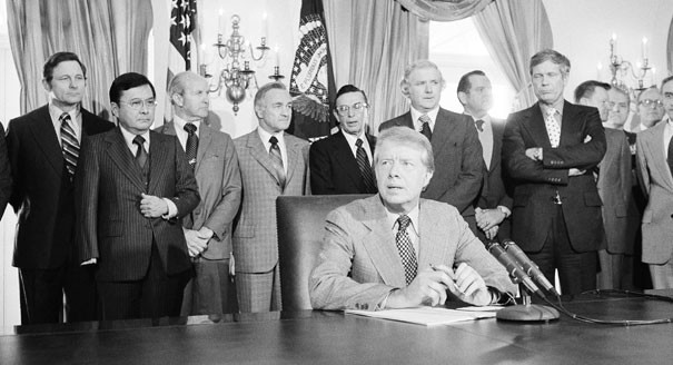 Jimmy_Carter_signing_Executive_Order_on_Intelligence_reform