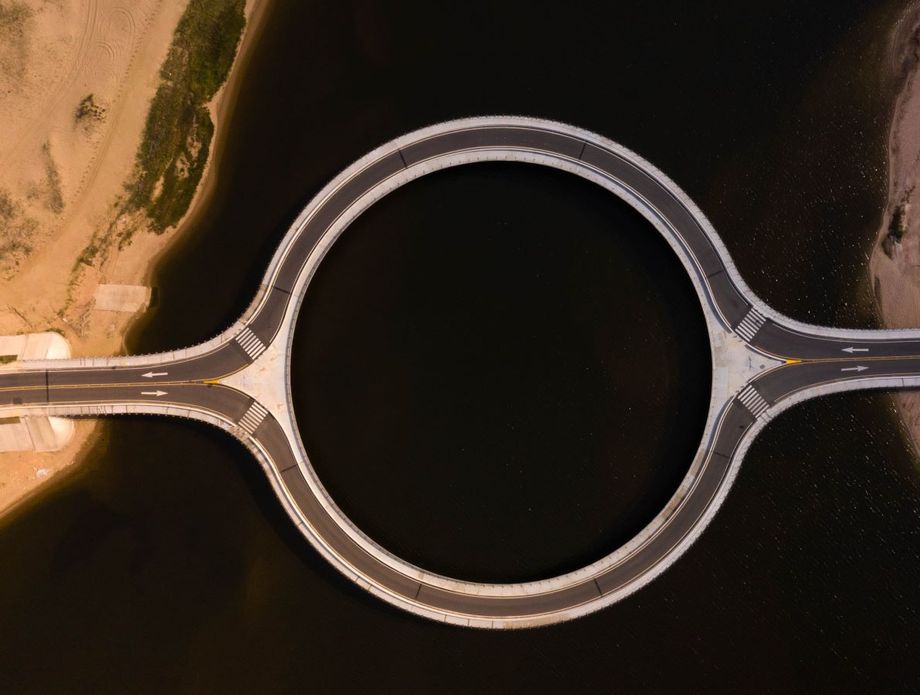 62992535-most-laguna-garzn