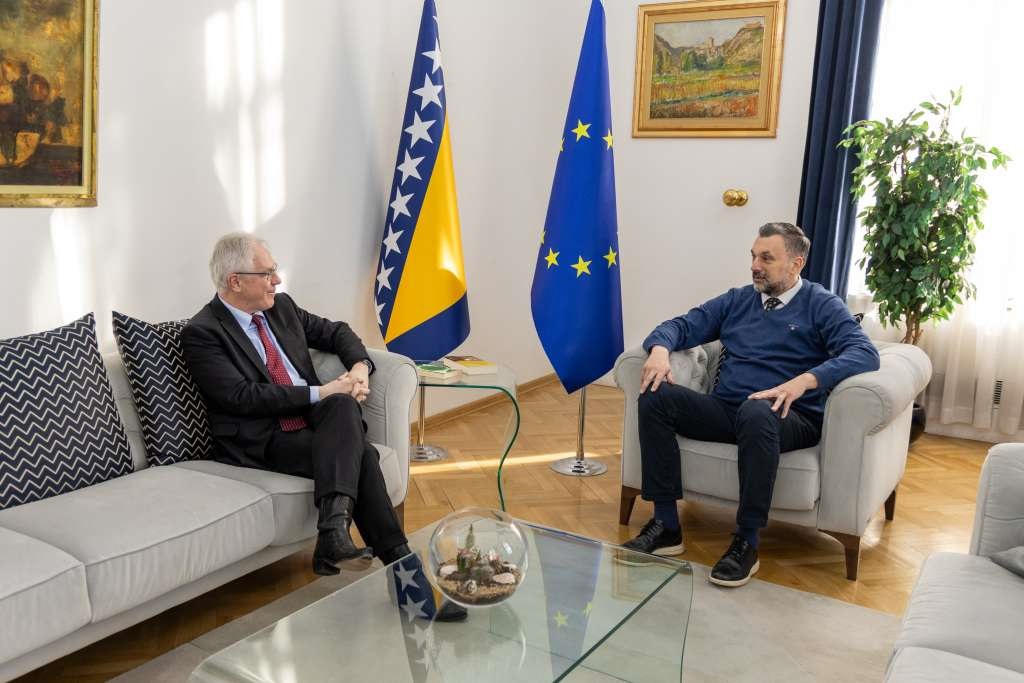 l_0382d530b53konaković-murphy-2e87862b77bbece526b0a