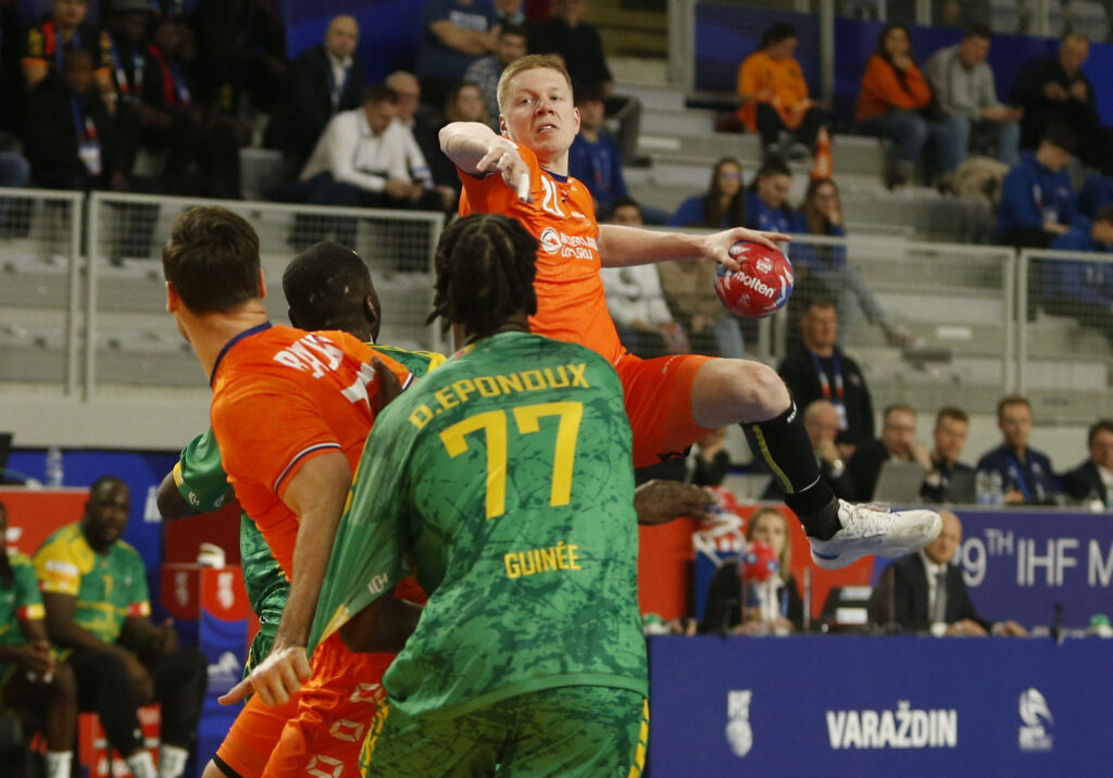 1736964619-2025-01-15T173846Z_1087626854_UP1EL1F1D0L3T_RTRMADP_3_HANDBALL-WORLD-NLD-GIN-1024x716.jpg