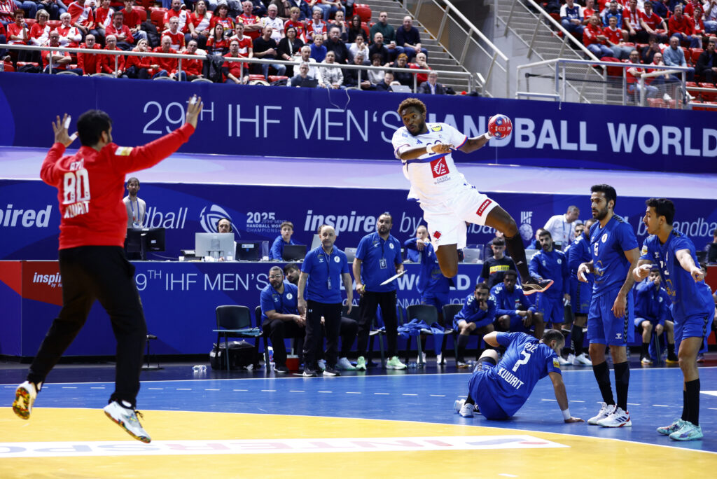 1737051613-2025-01-16T171252Z_502263644_UP1EL1G1BTECP_RTRMADP_3_HANDBALL-WORLD-KWT-FRA-1024x684.jpg