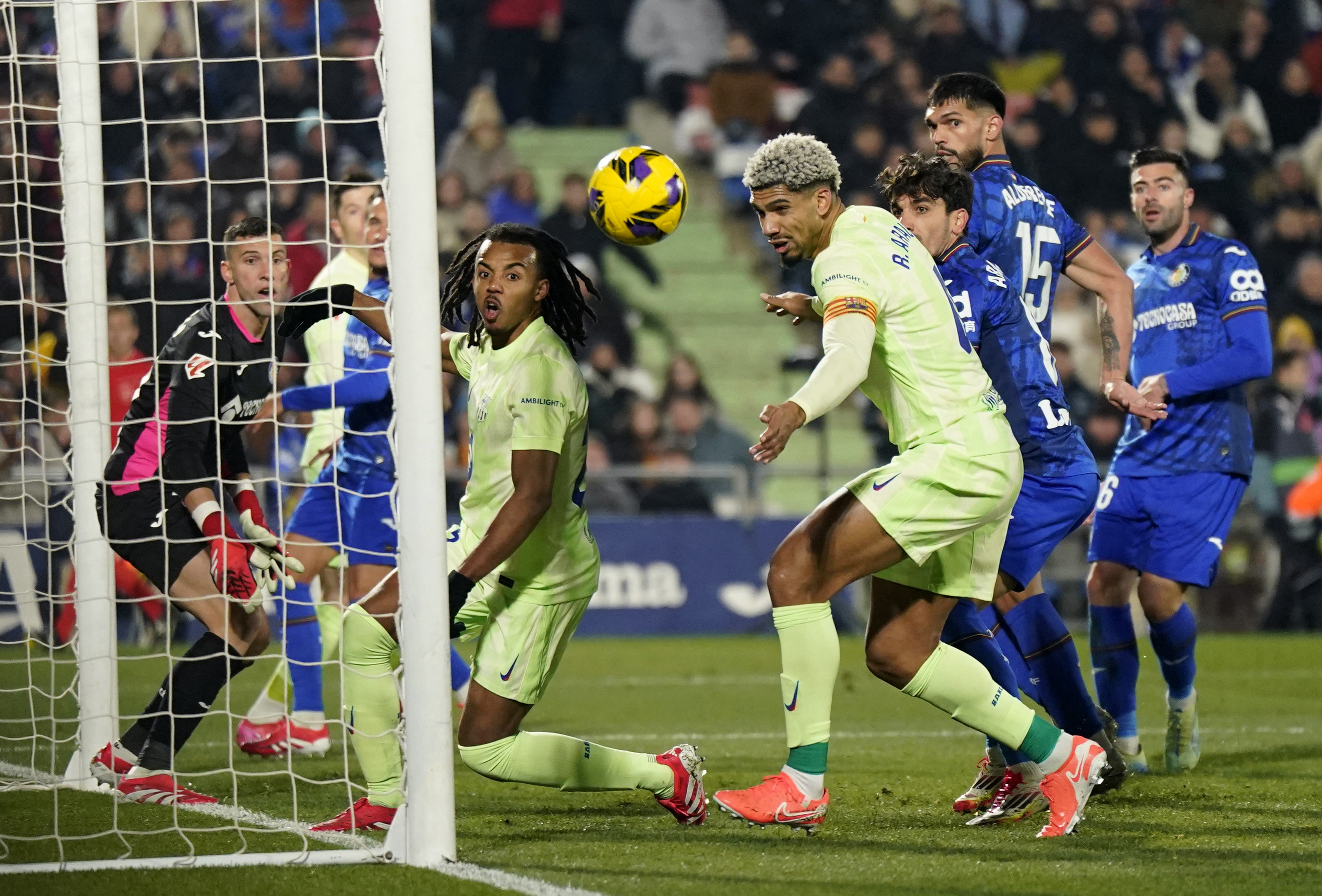 LaLiga - Getafe v FC Barcelona