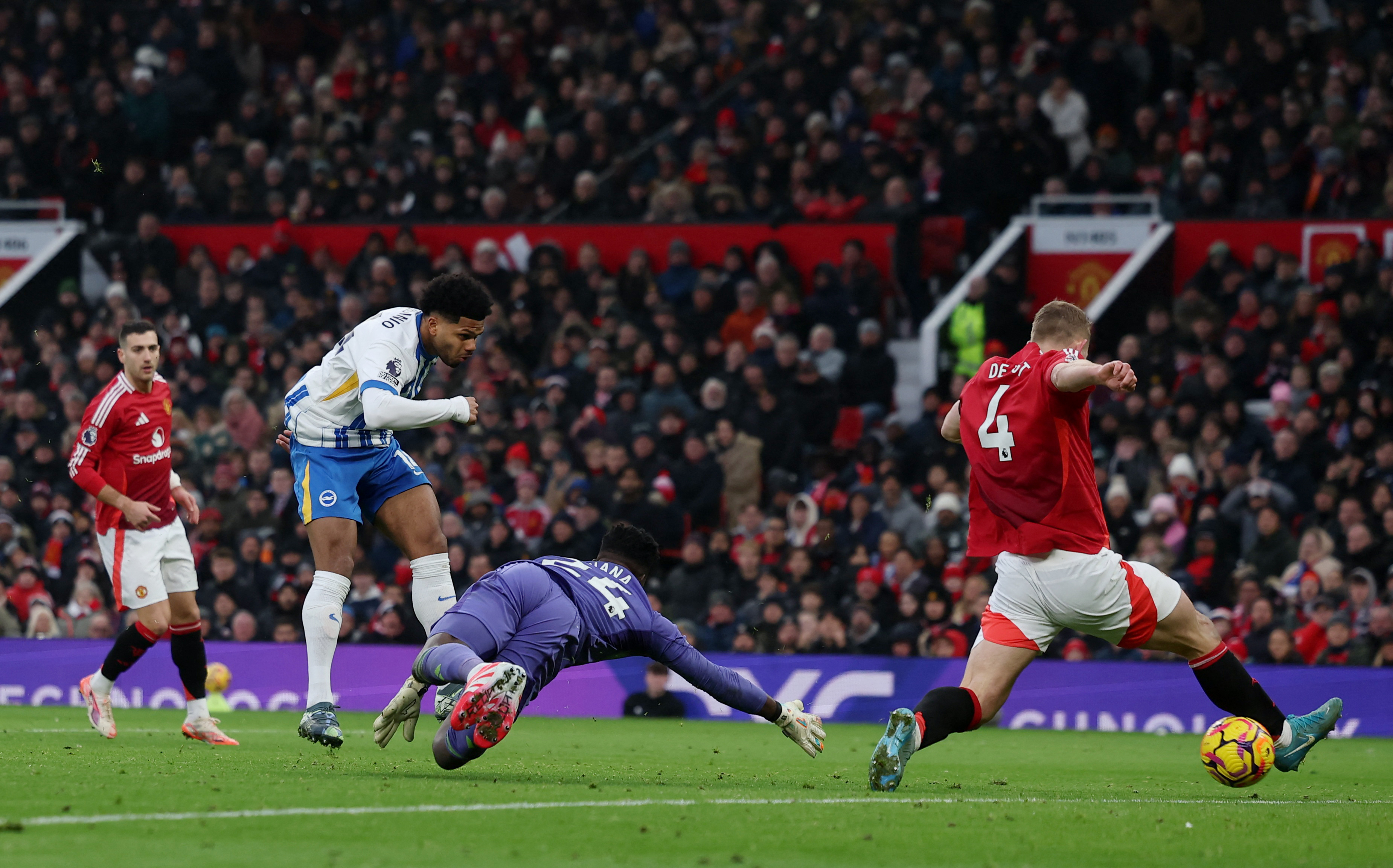 Premier League - Manchester United v Brighton &amp; Hove Albion