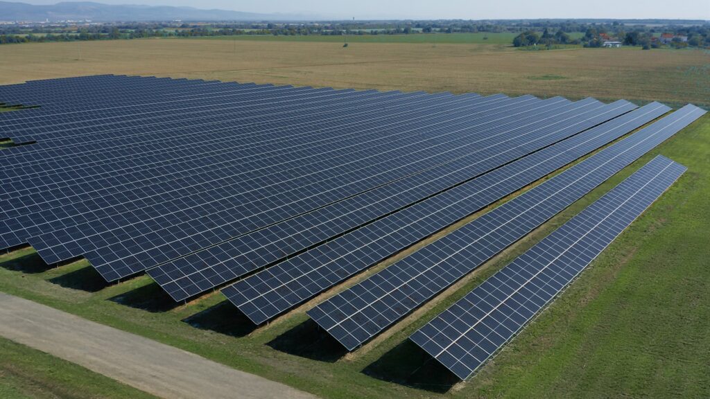 1737481891-Photos-Photovoltaic-Power-Plant-1024x576.jpeg