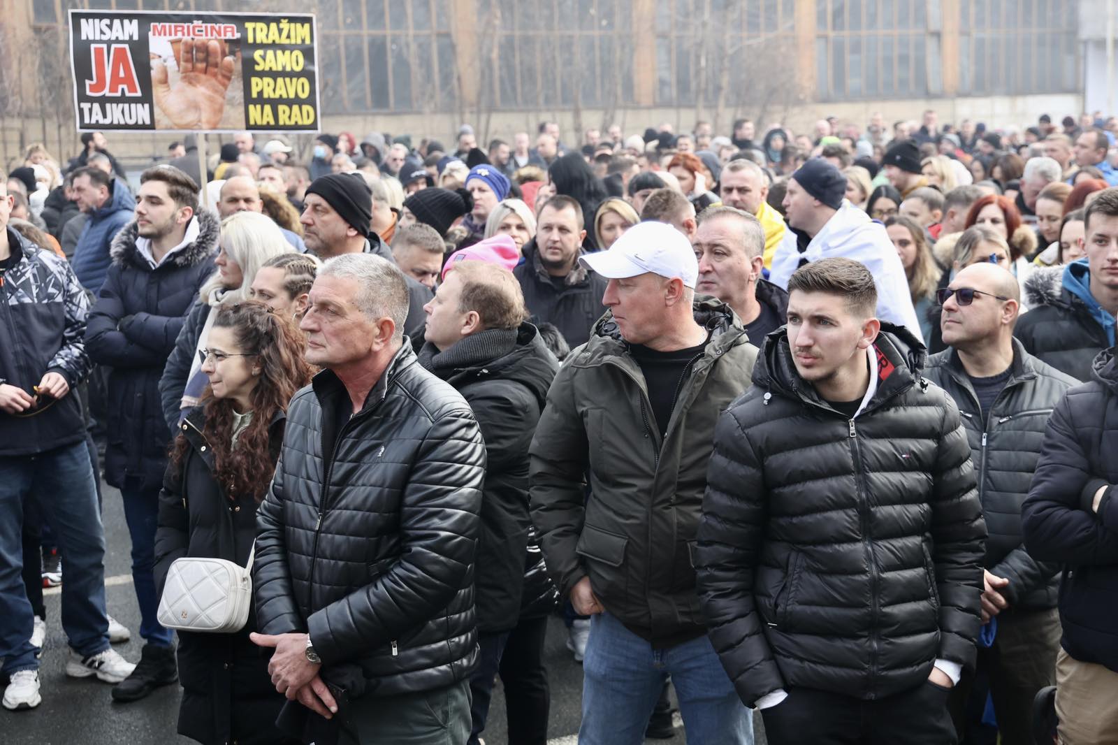 Protesti privrednika ispred zgrade Vlade FBiH/ Foto: F.Z./N1