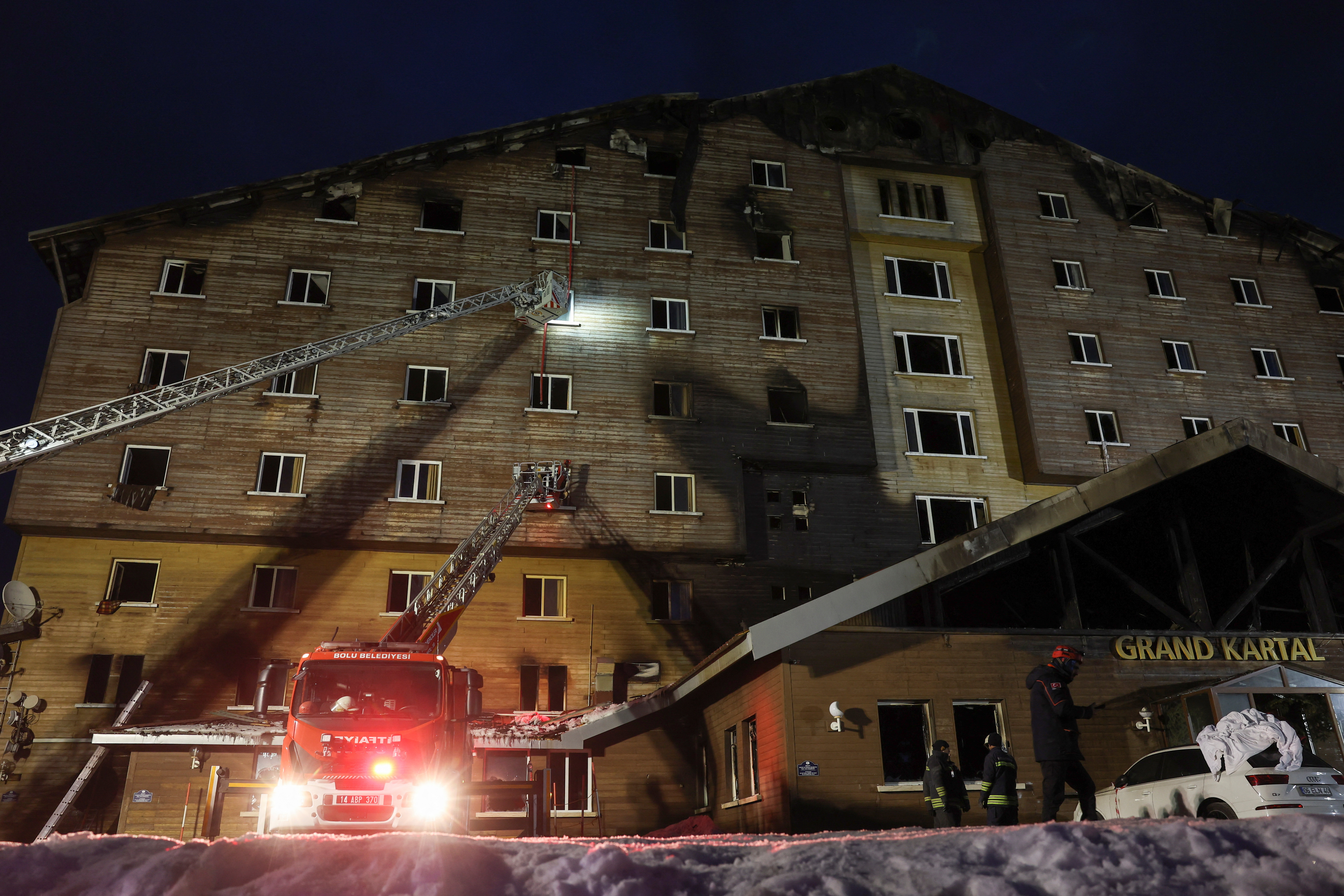 Fire at a hotel in the ski resort of Kartalkaya, in Bolu