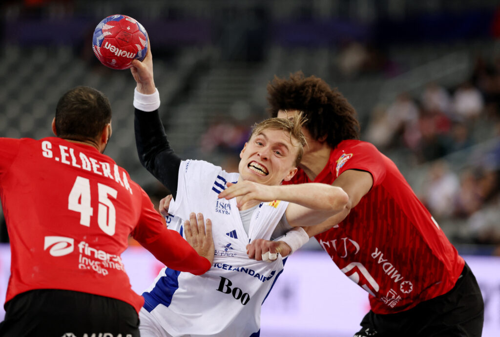 1737578666-2025-01-22T203343Z_1857891216_UP1EL1M1L43AB_RTRMADP_3_HANDBALL-WORLD-EGY-ICE-1024x691.jpg