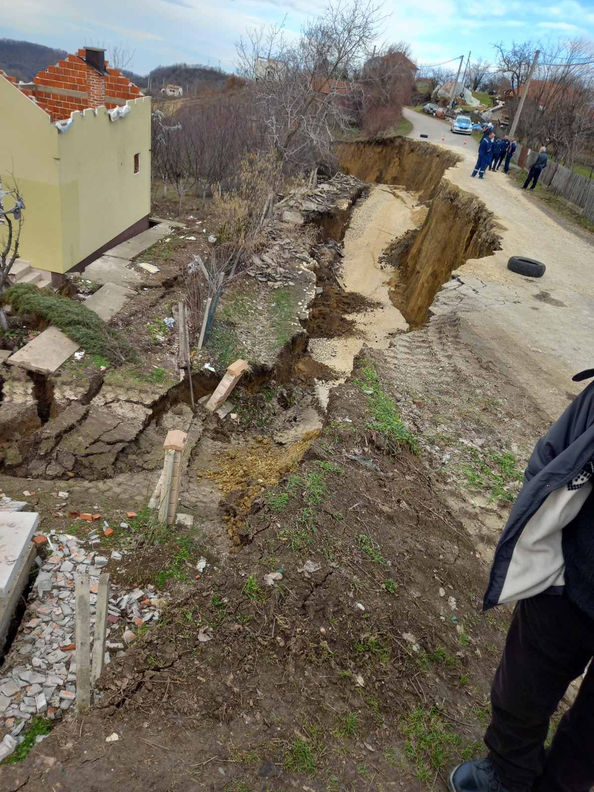 klizište-ugljevik-selo.-474928128_1431261324801587_6021329048877440238_n