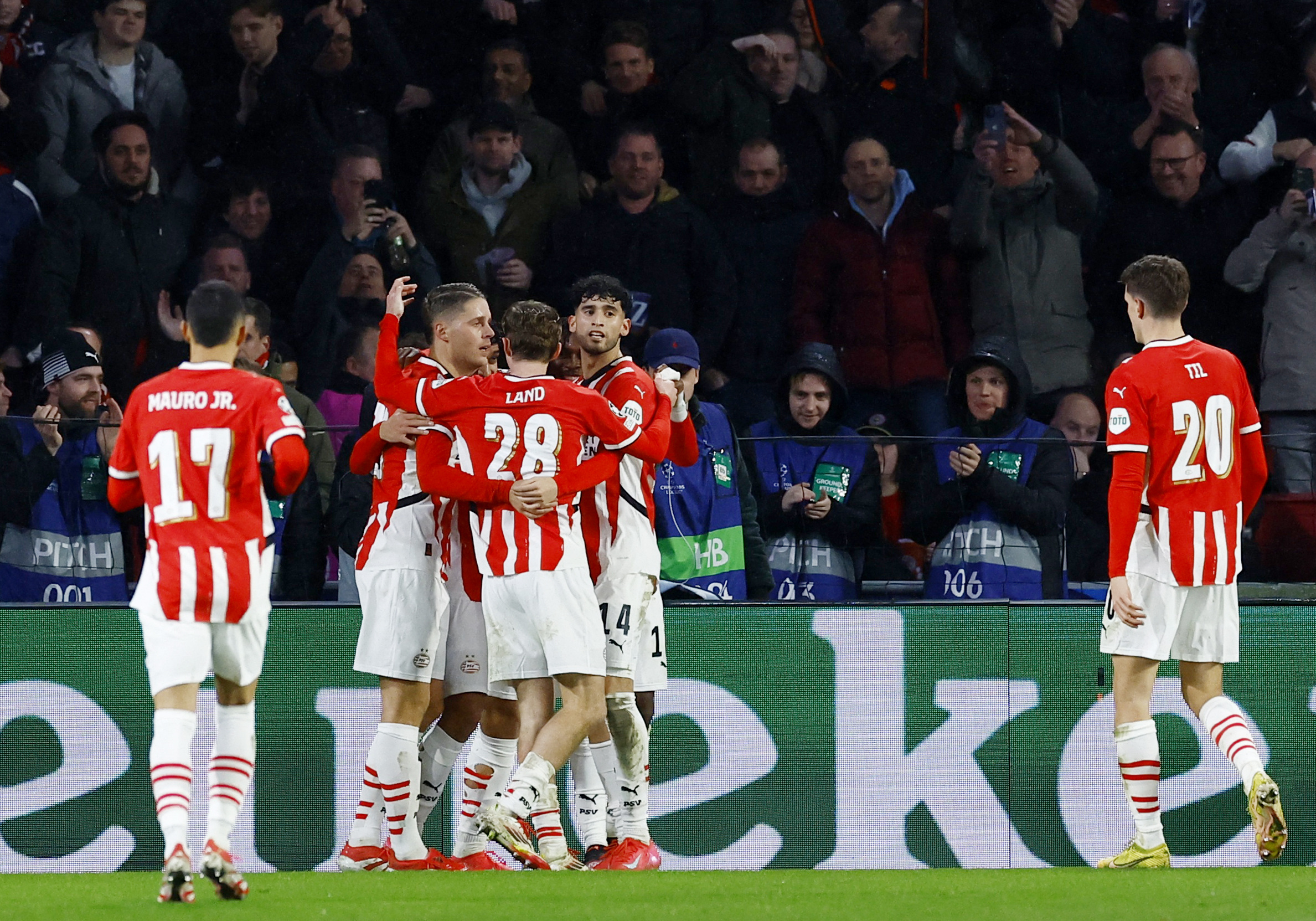 REUTERS/Piroschka Van De Wouw