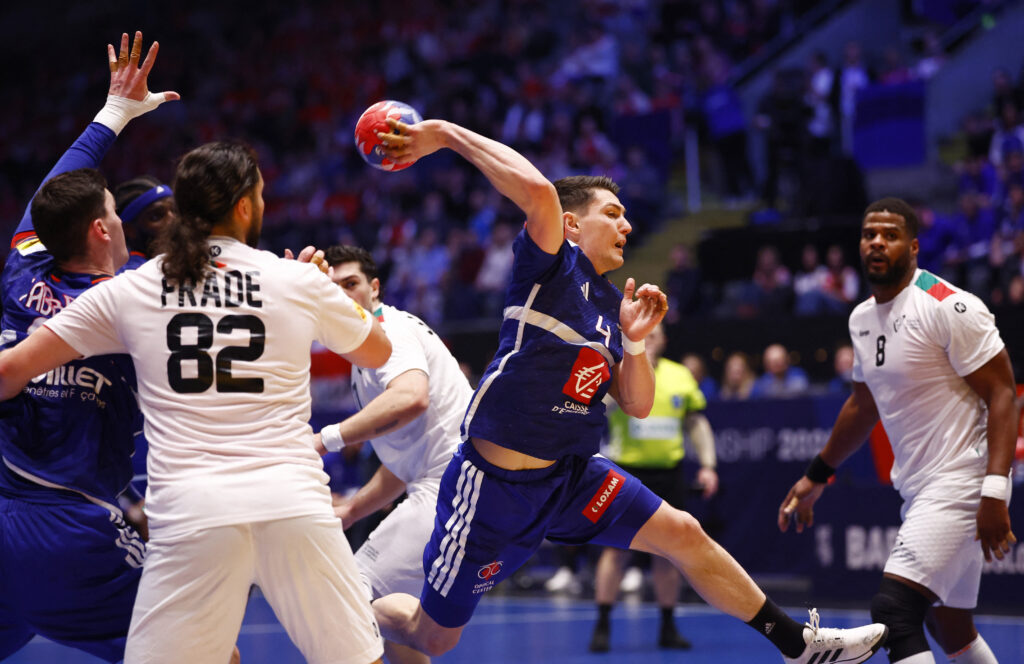 1738509312-2025-02-02T151015Z_1476766696_UP1EL221651HK_RTRMADP_3_HANDBALL-WORLD-FRA-POR-1024x664.jpg