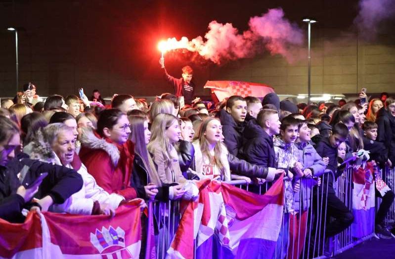 docek u mostaru4 rukometasi