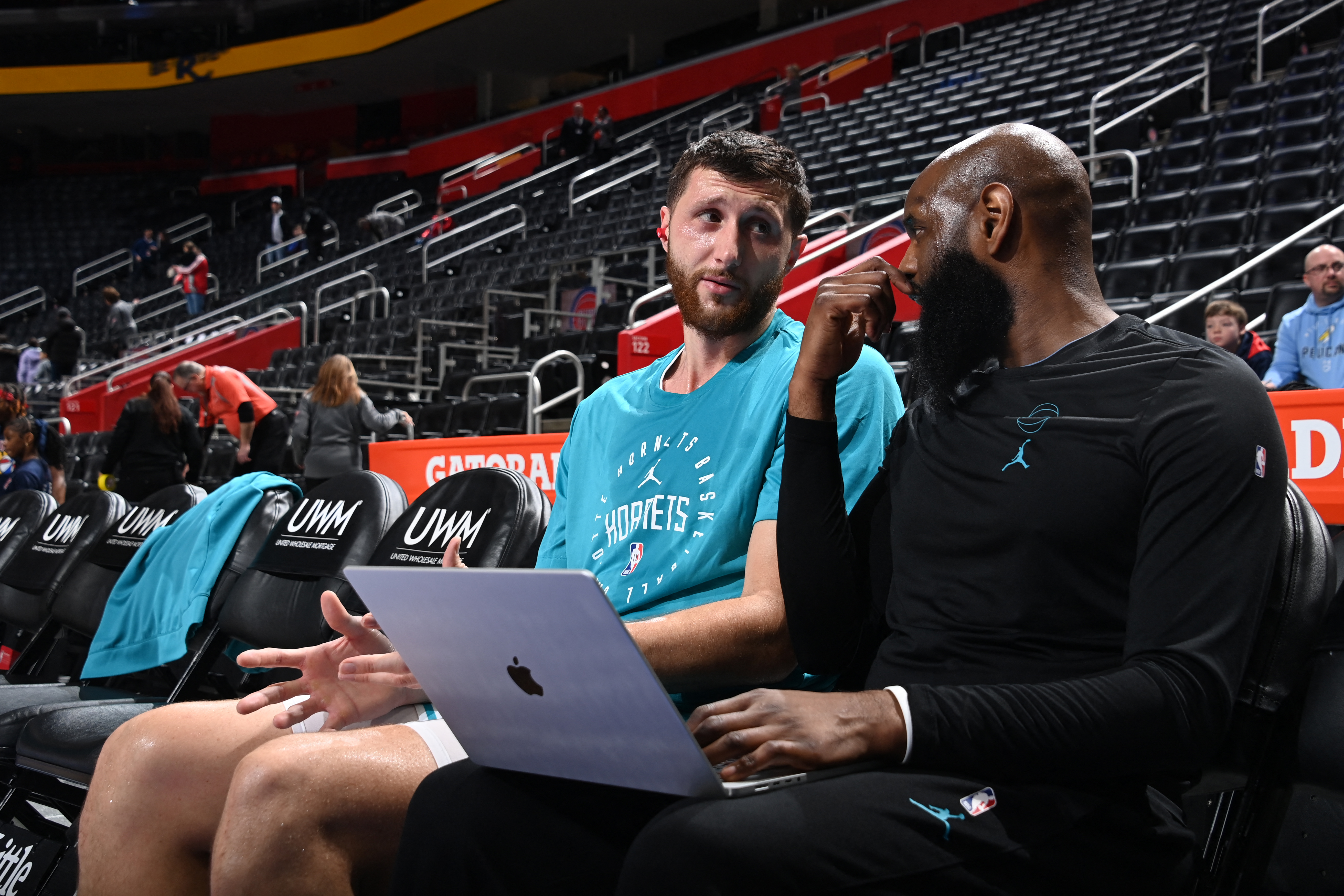 Charlotte Hornets v Detroit Pistons