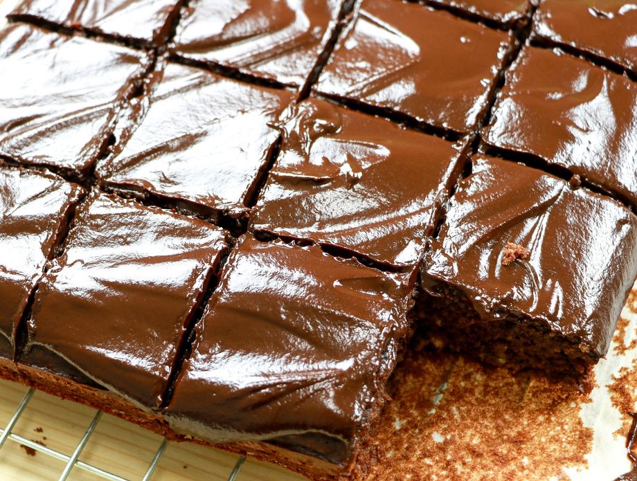 63015604-cokoladne-kocke-s-kolom