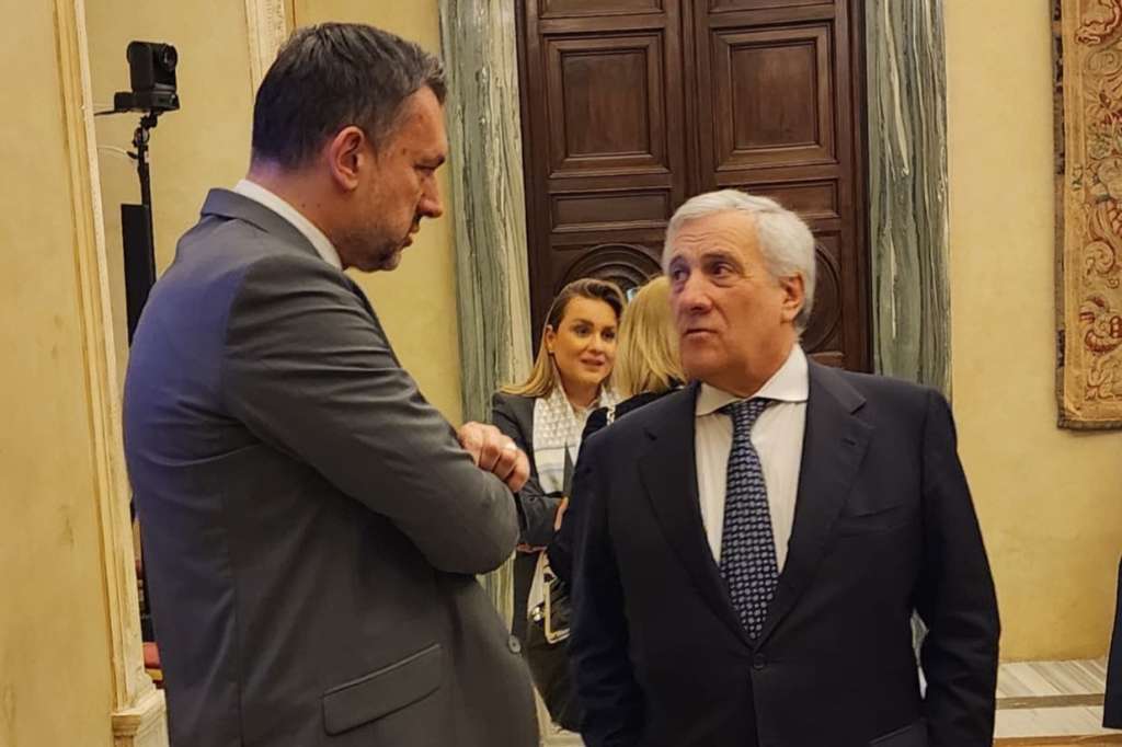 l_847e4ea86a1bf4b685dfe3a4dcb50178